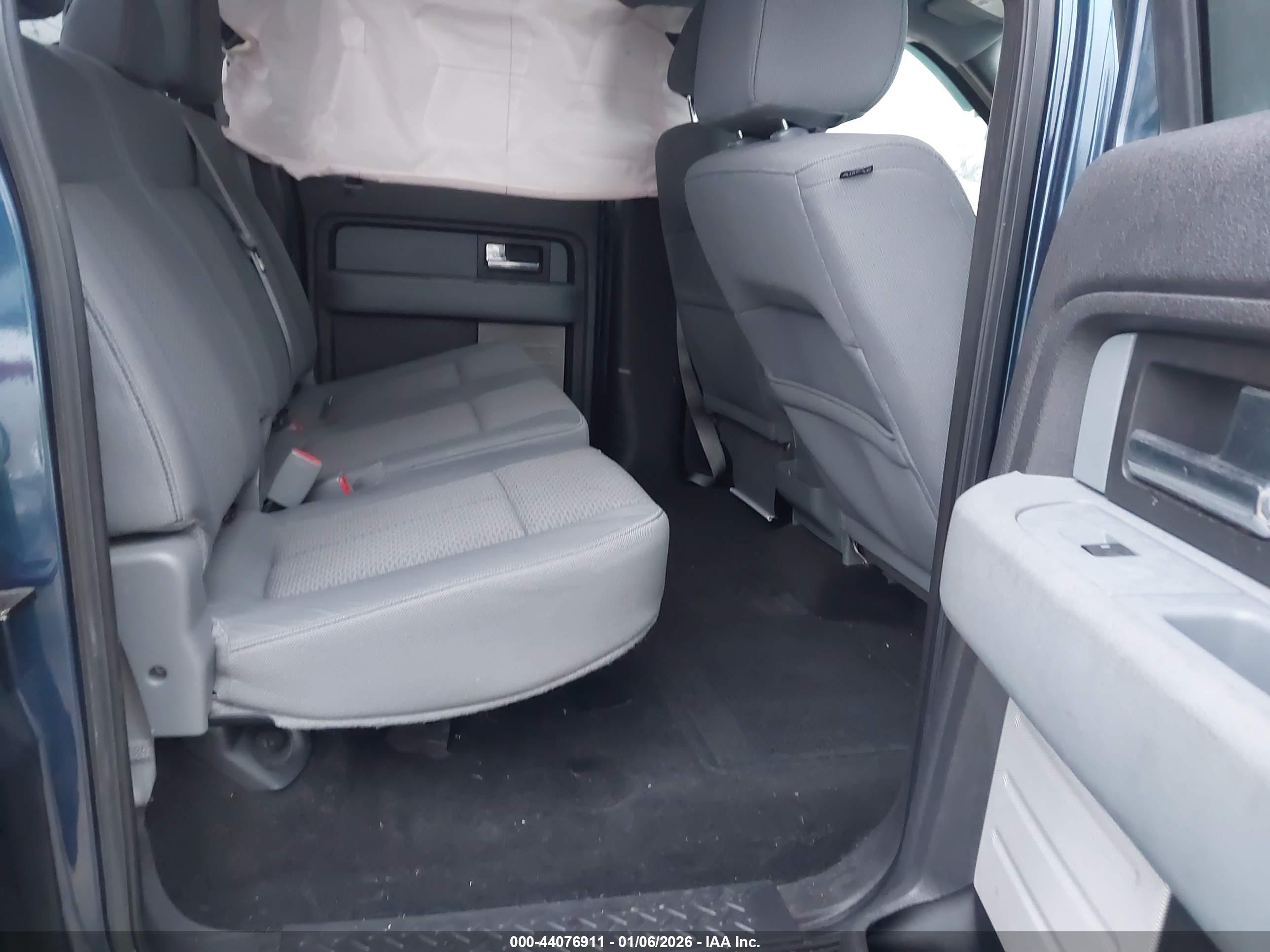 FORD F-150 image 8