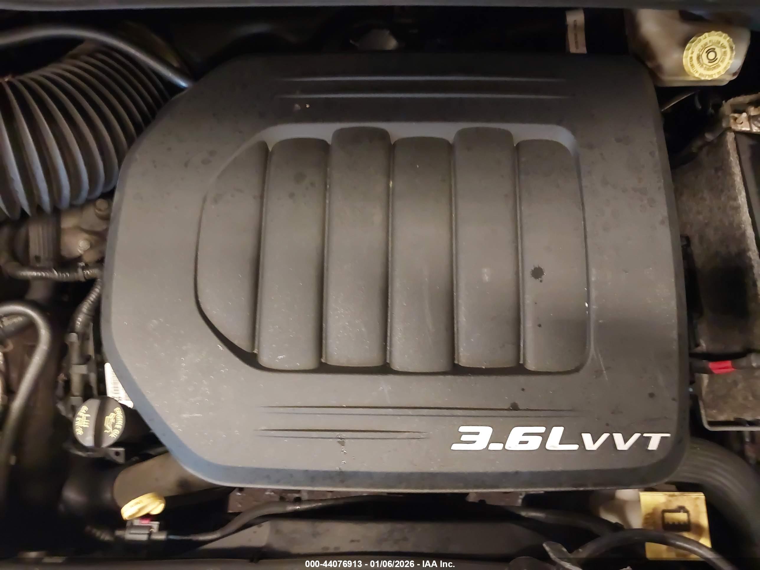 CHRYSLER TOWN image 10
