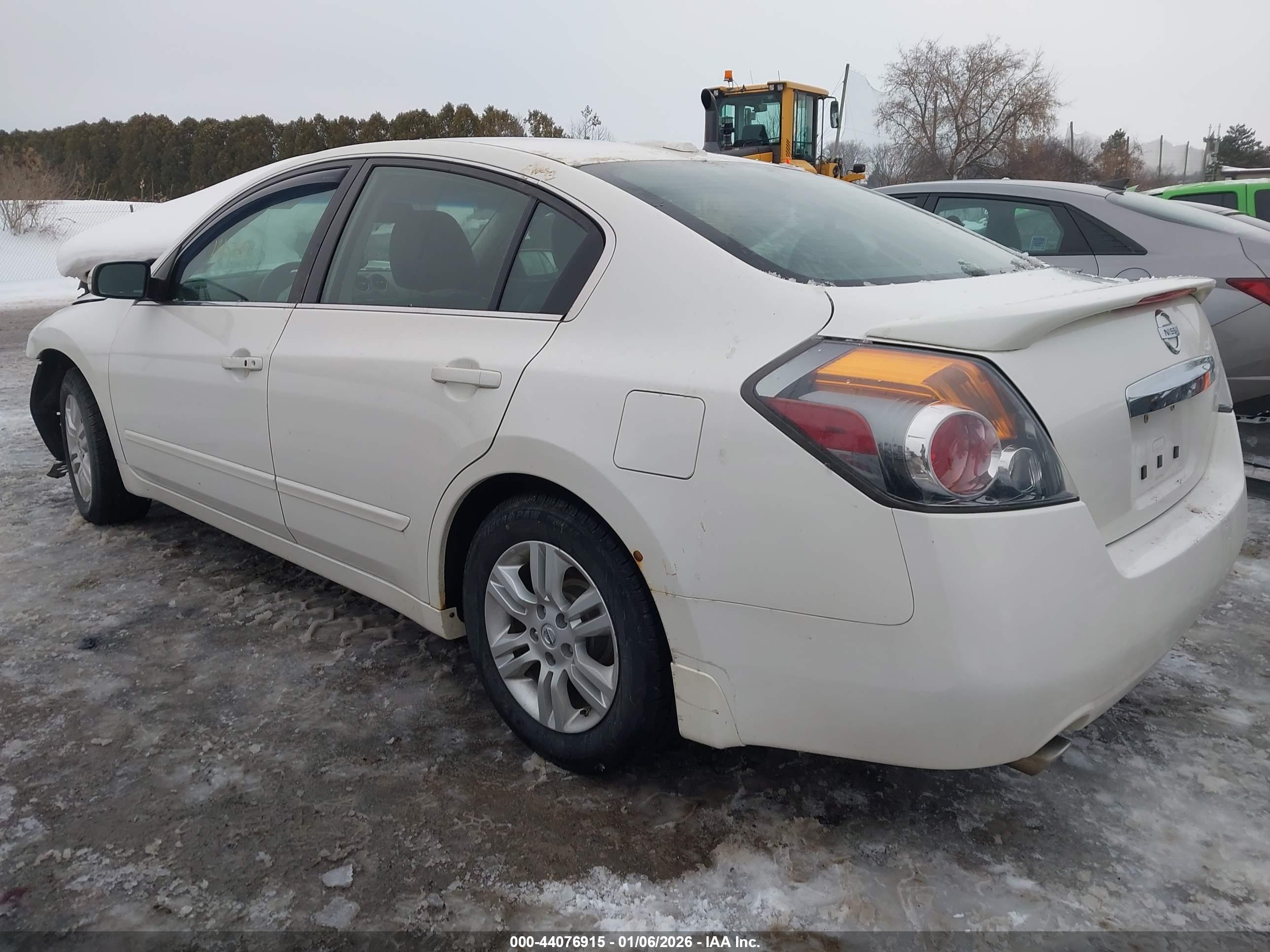 NISSAN ALTIMA image 3