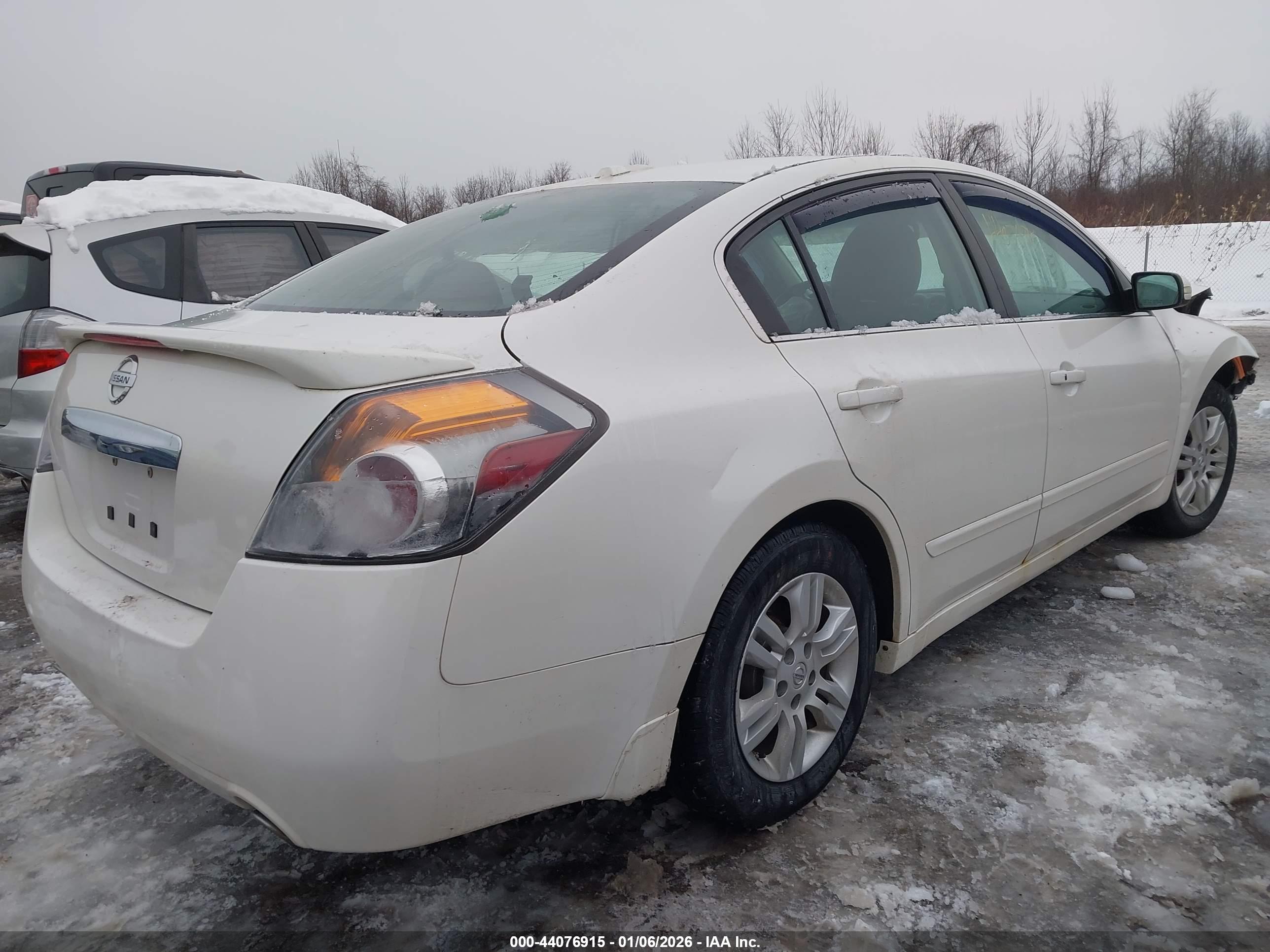 NISSAN ALTIMA image 4