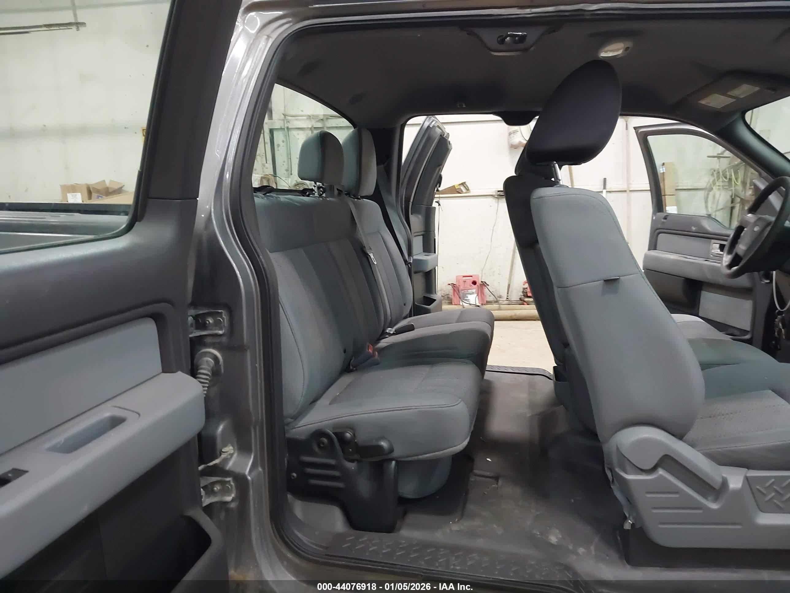 FORD F-150 image 8