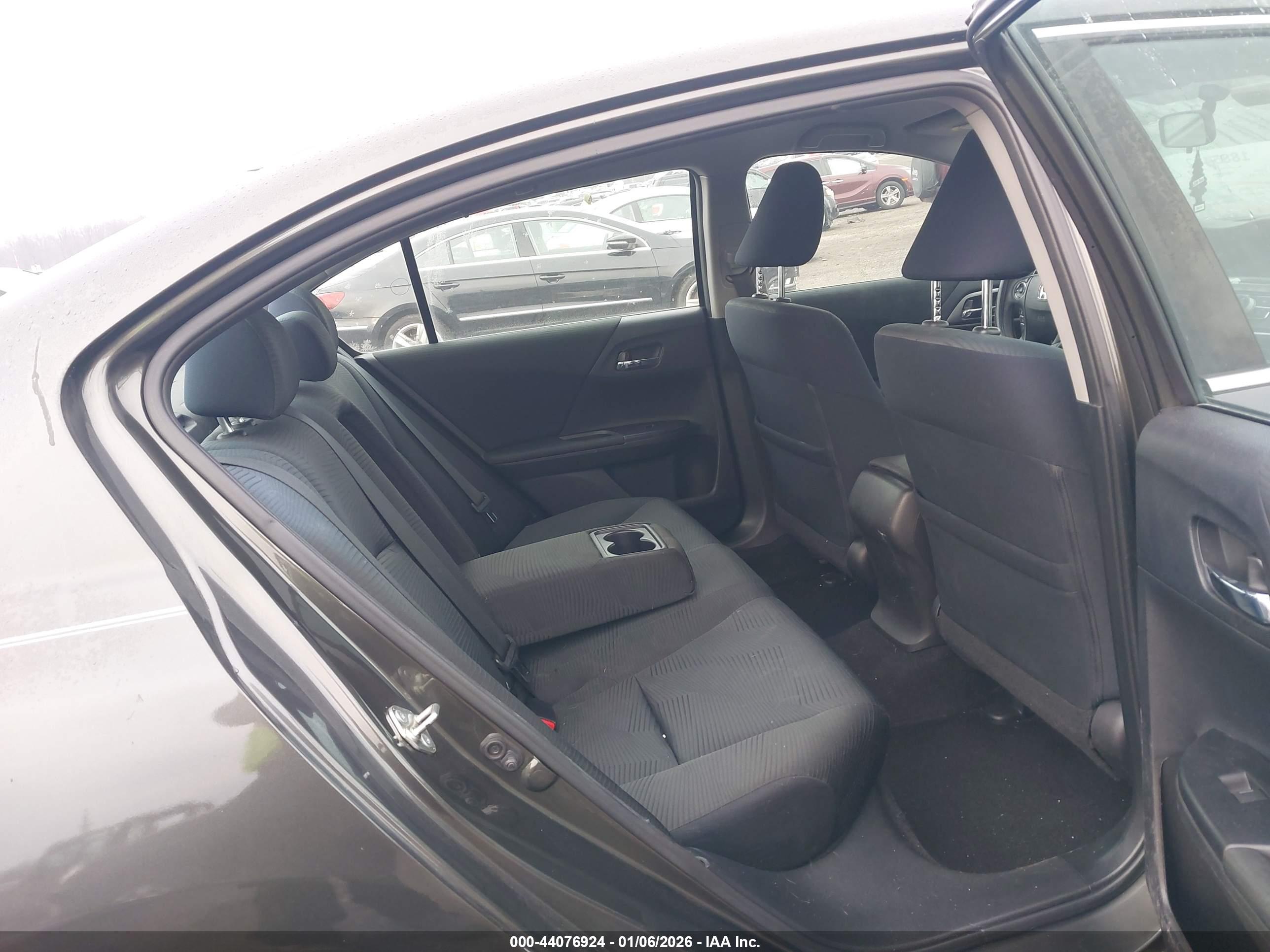 HONDA ACCORD image 8