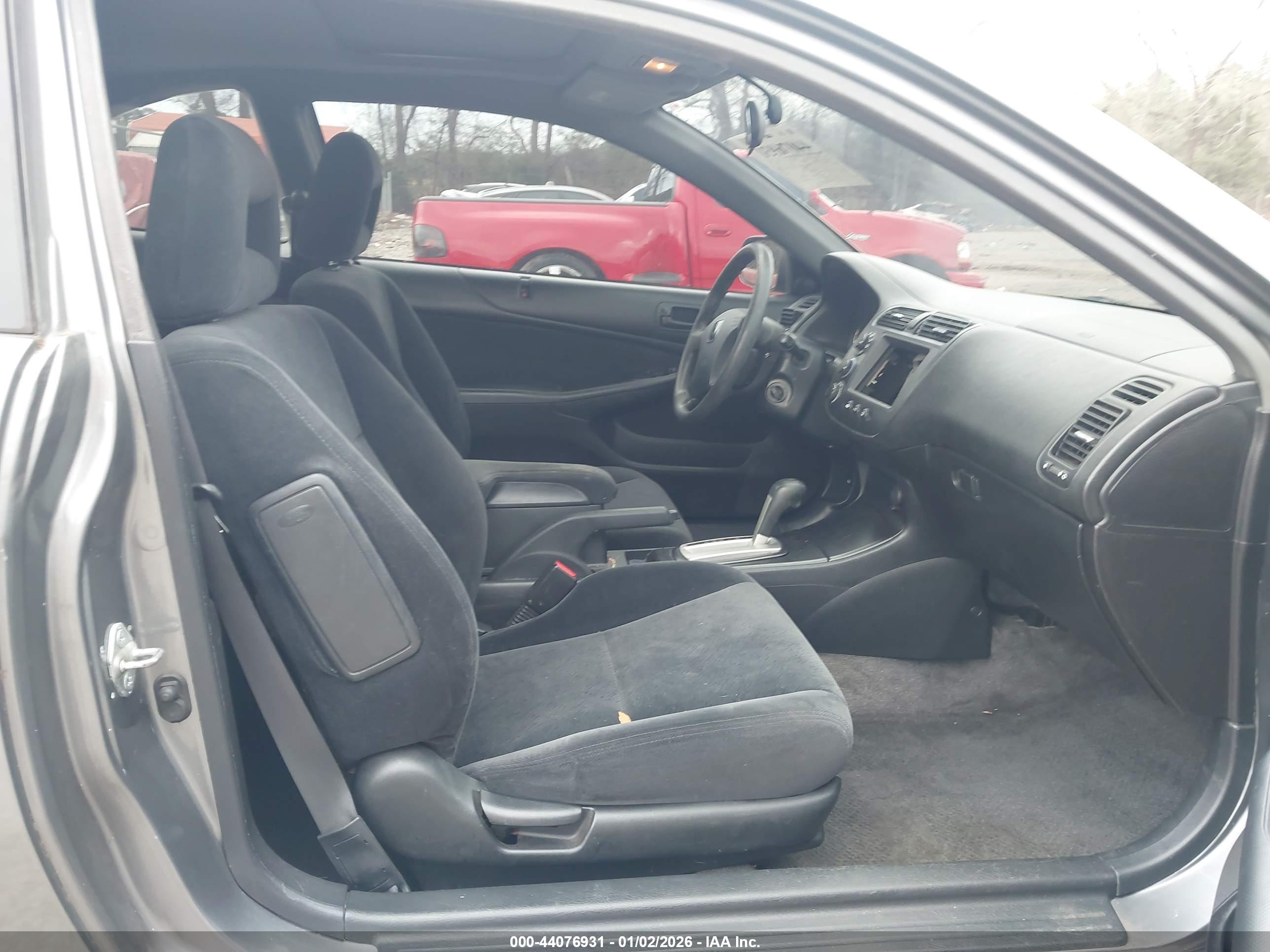 HONDA CIVIC image 5