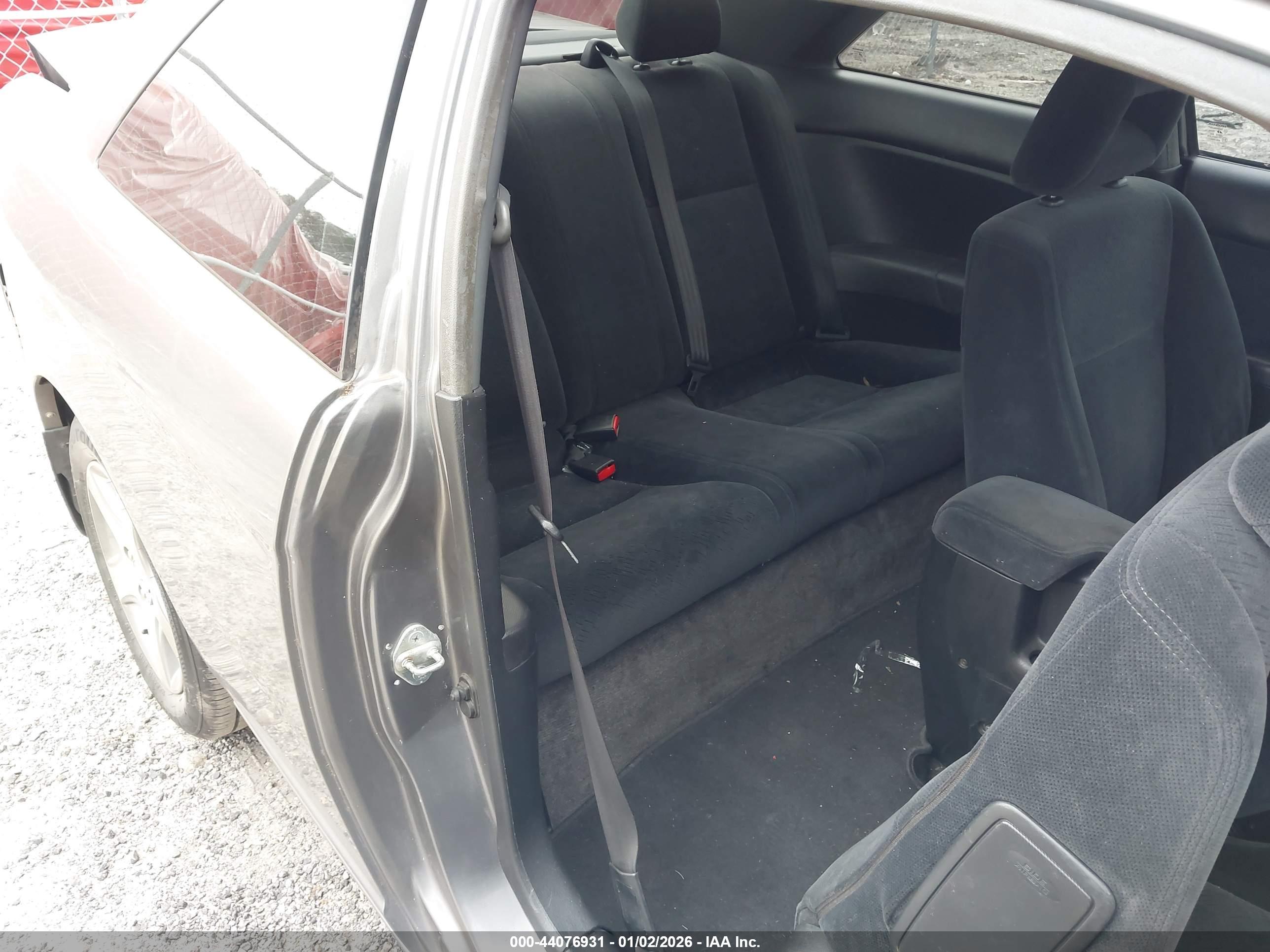 HONDA CIVIC image 8
