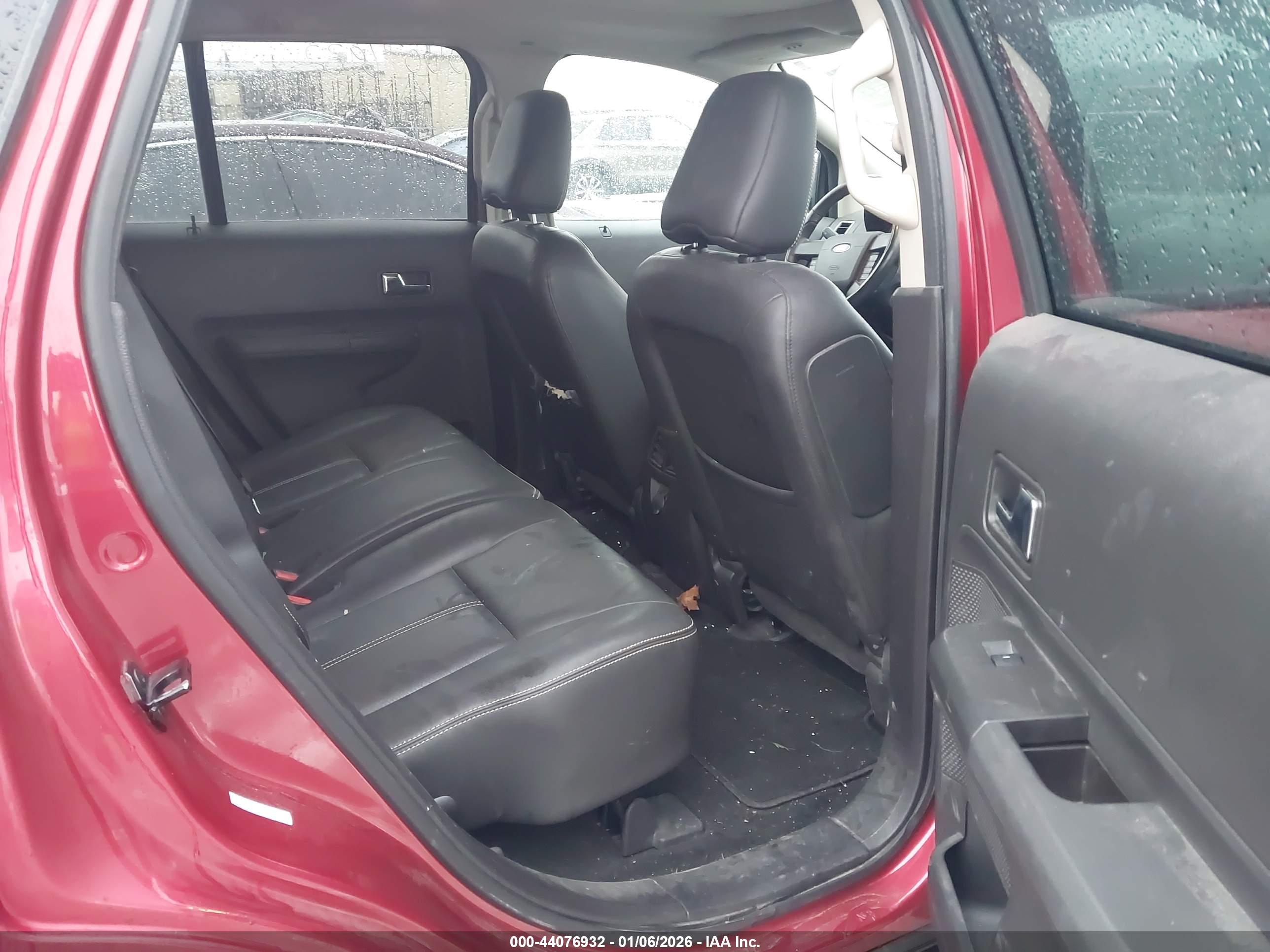 FORD EDGE image 8
