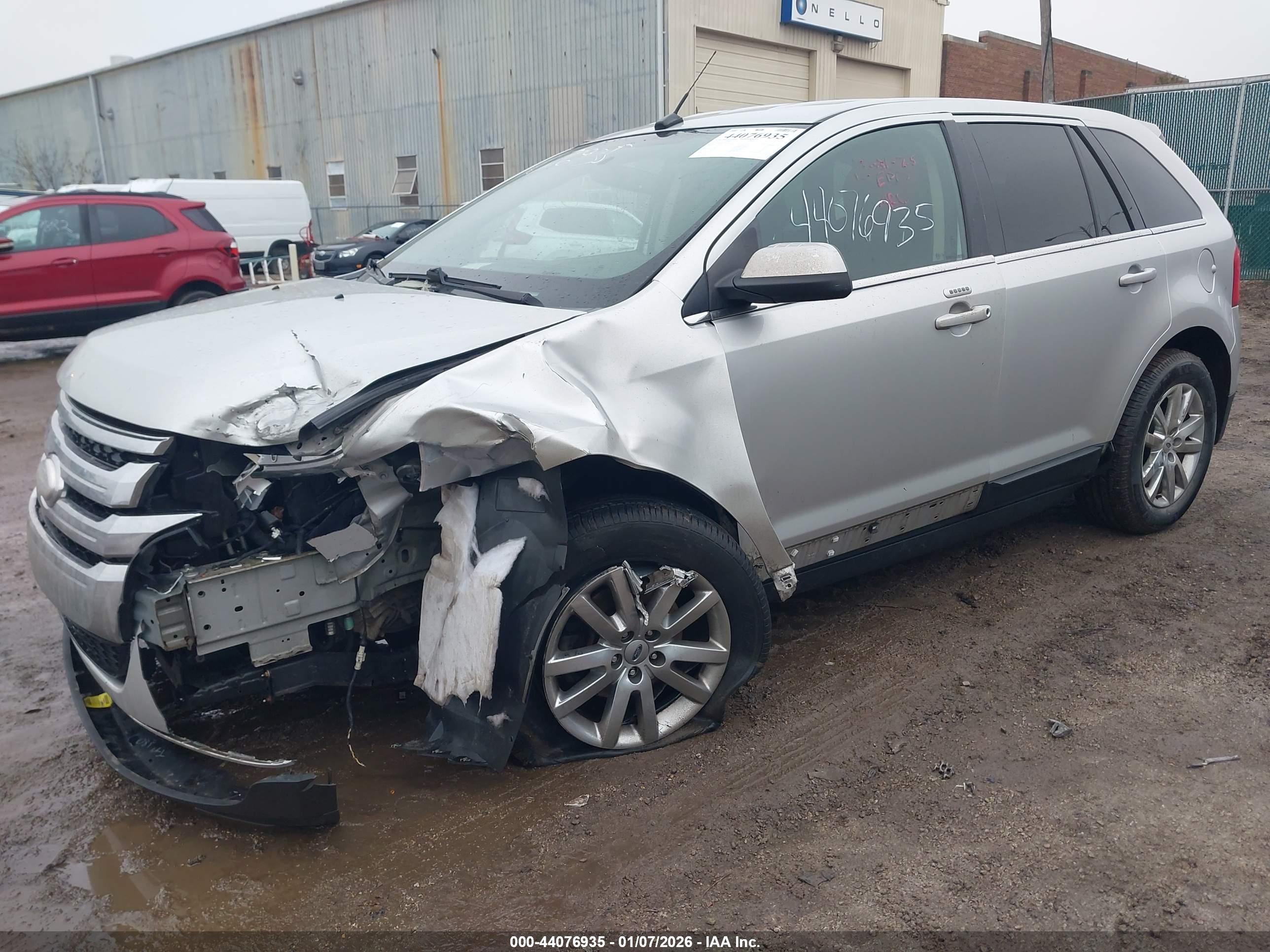 FORD EDGE image 2