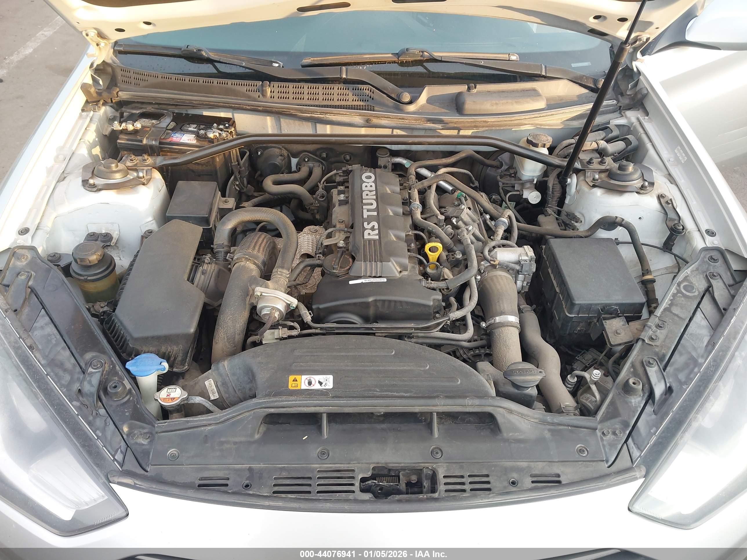 HYUNDAI GENESIS image 10