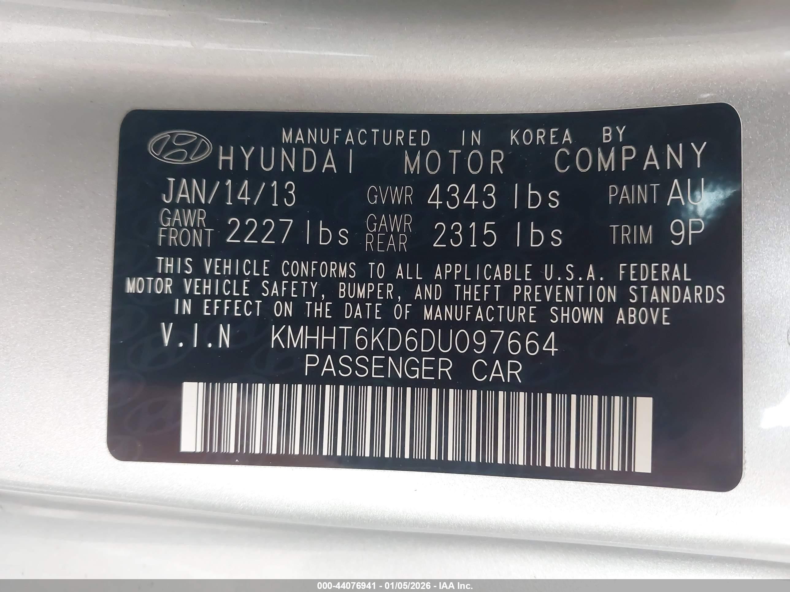 HYUNDAI GENESIS image 9