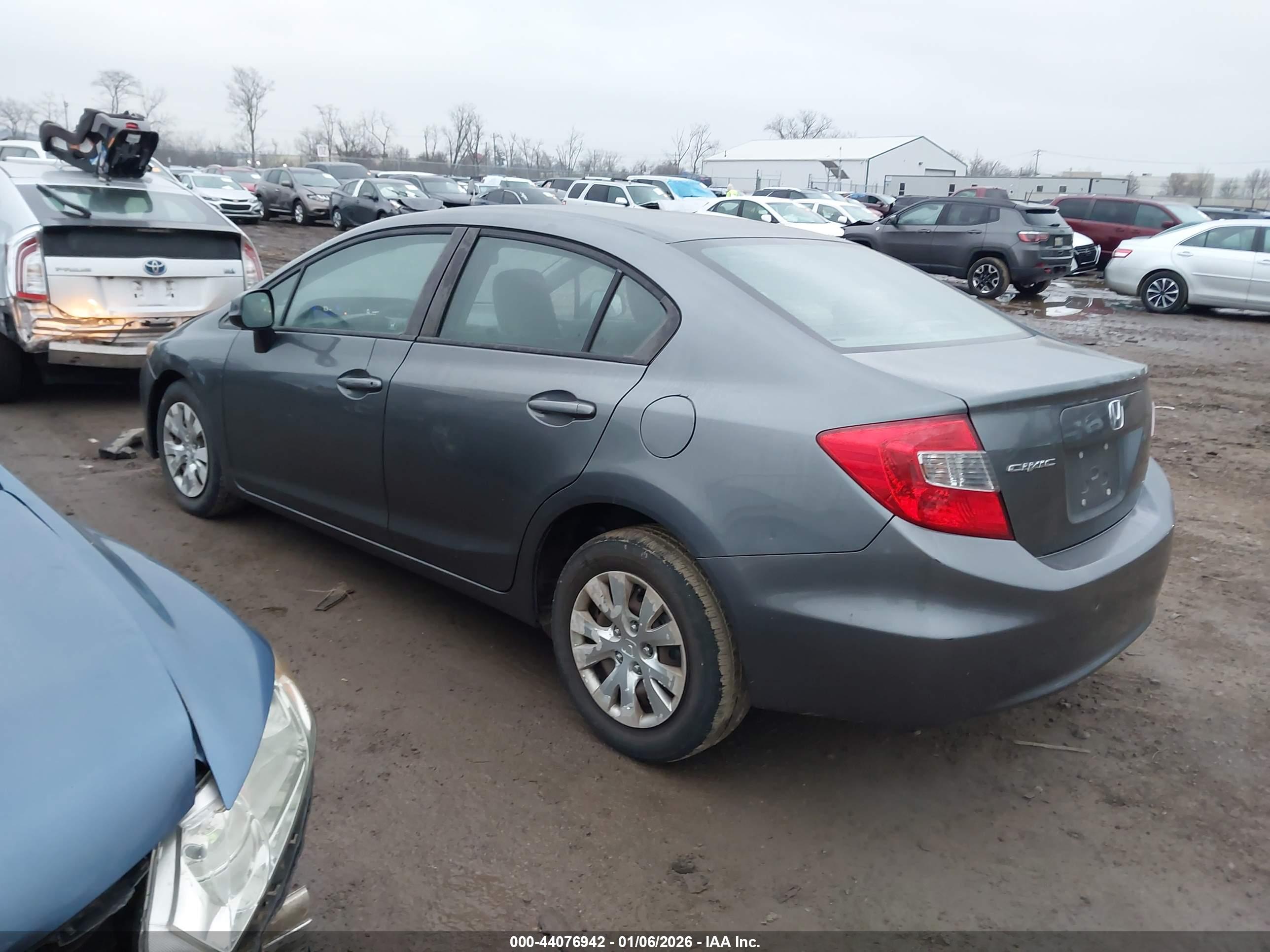 HONDA CIVIC image 3