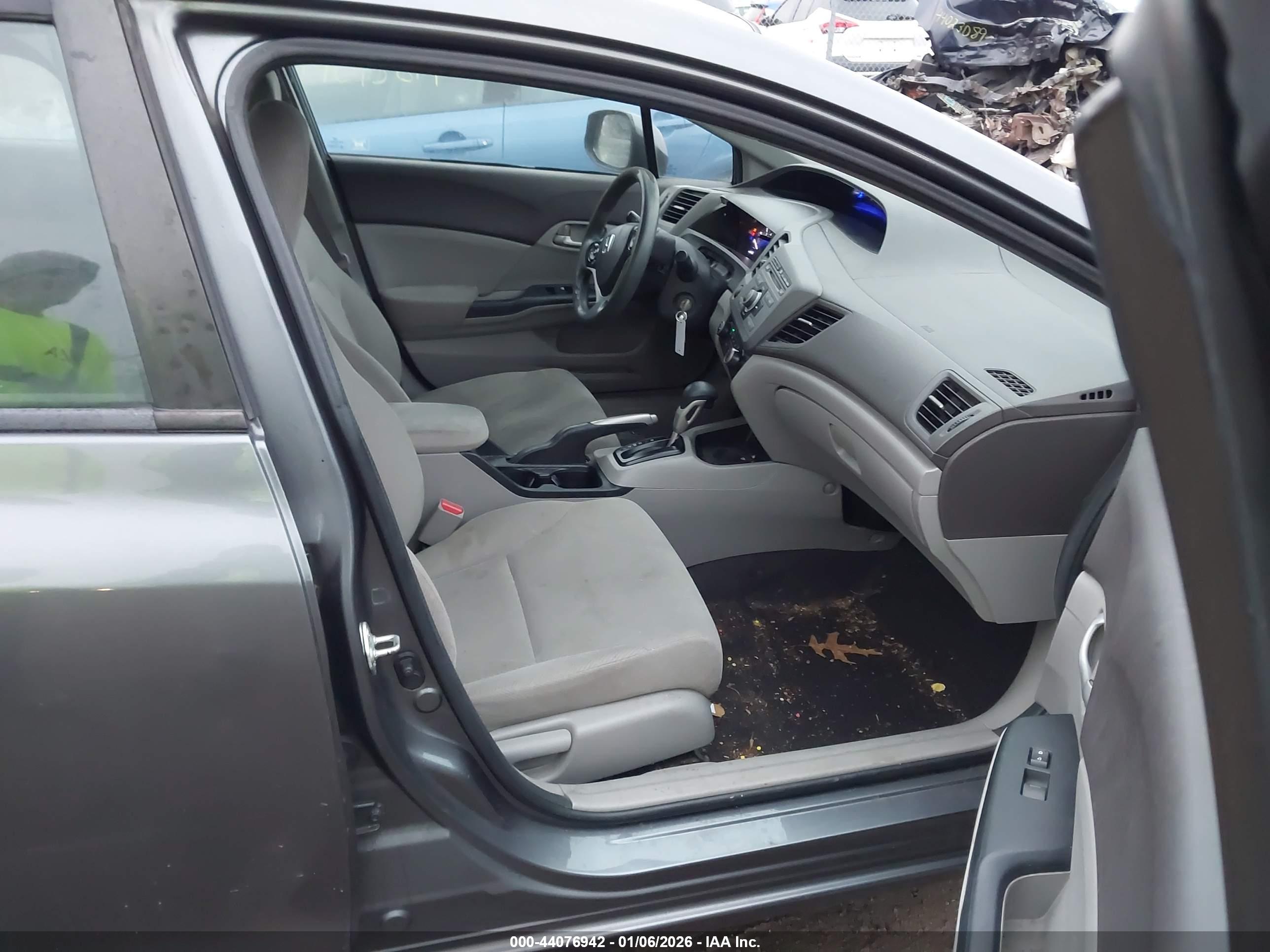 HONDA CIVIC image 5