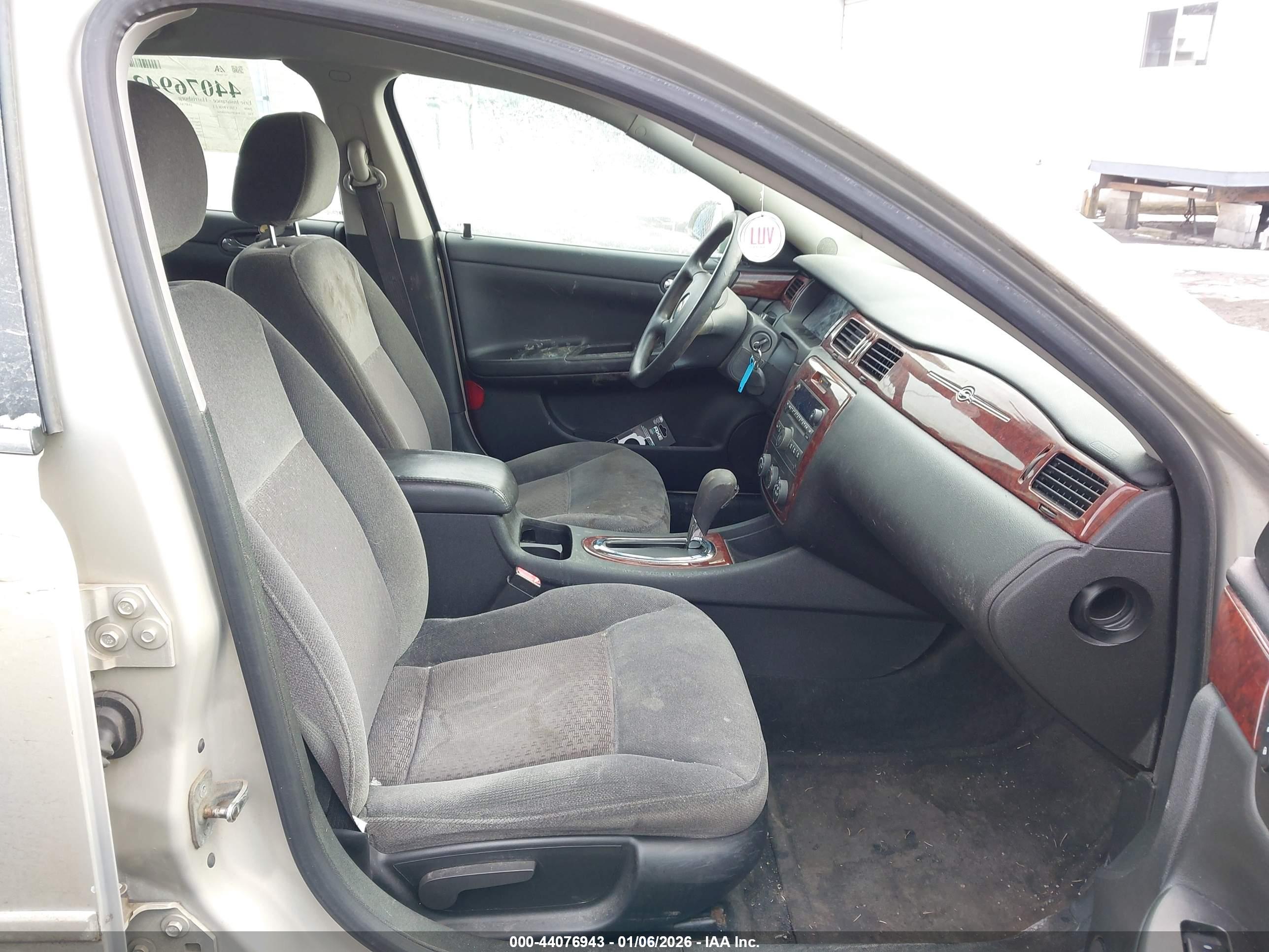 CHEVROLET IMPALA image 5