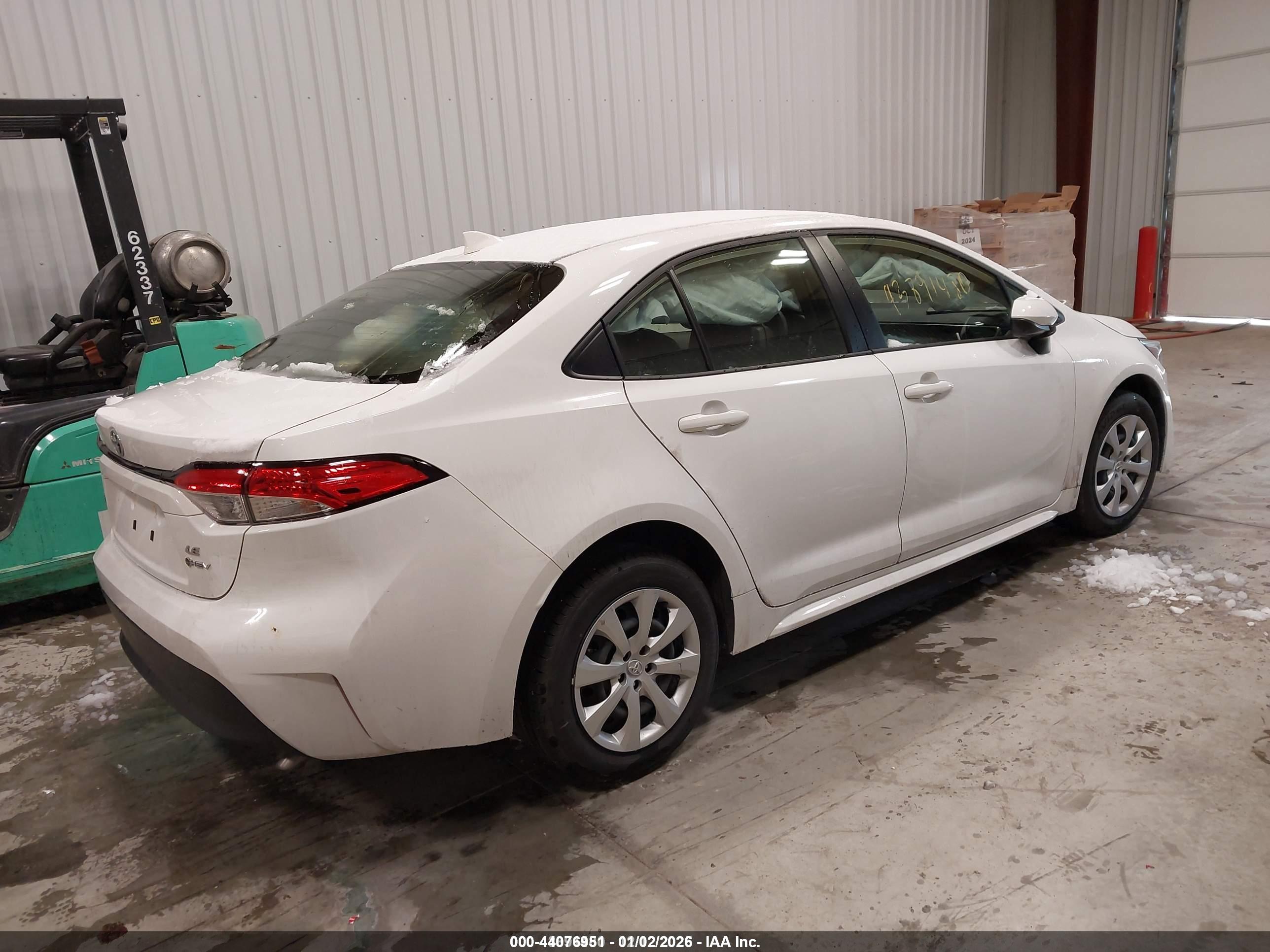 TOYOTA COROLLA image 4