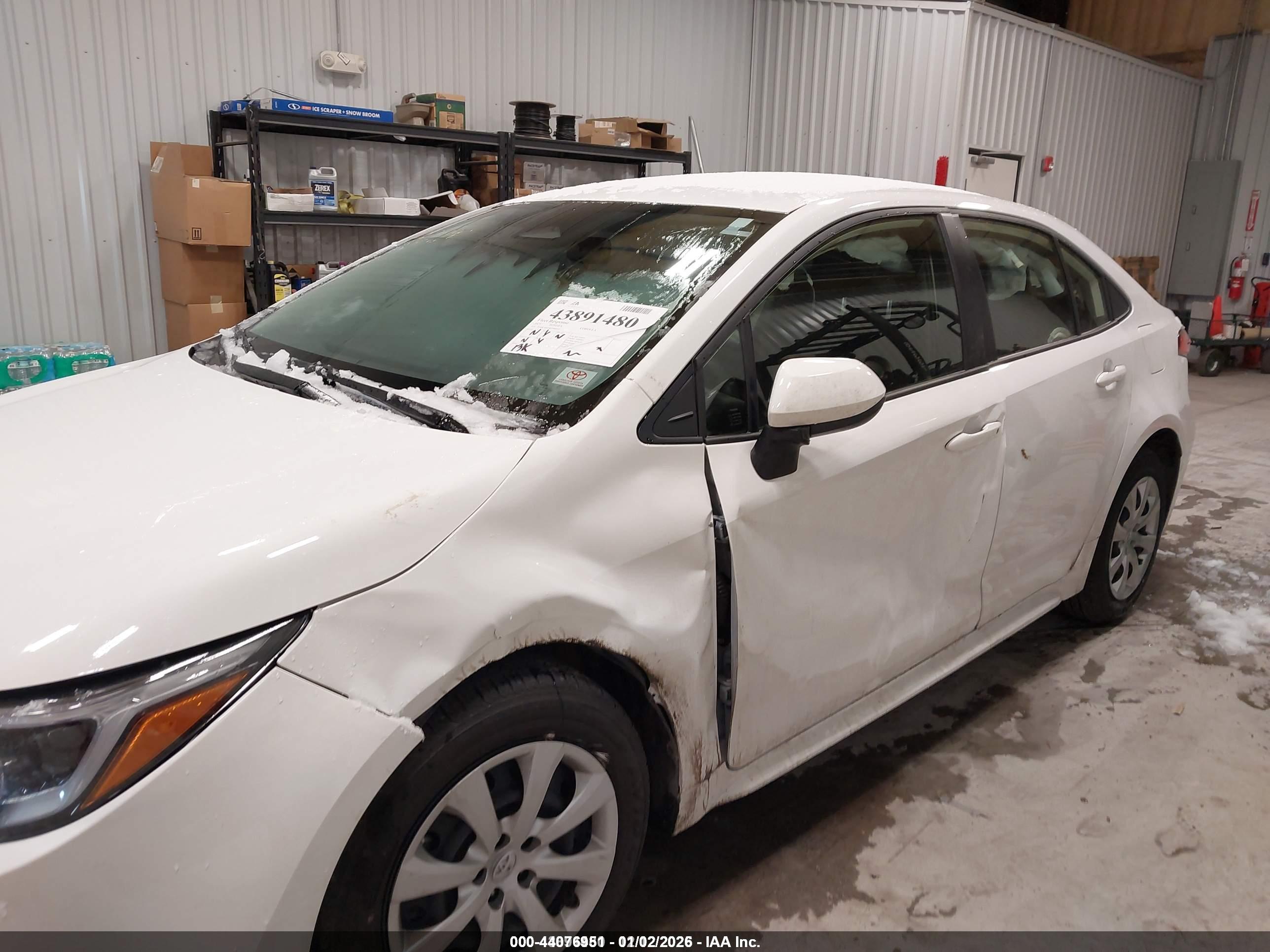 TOYOTA COROLLA image 6