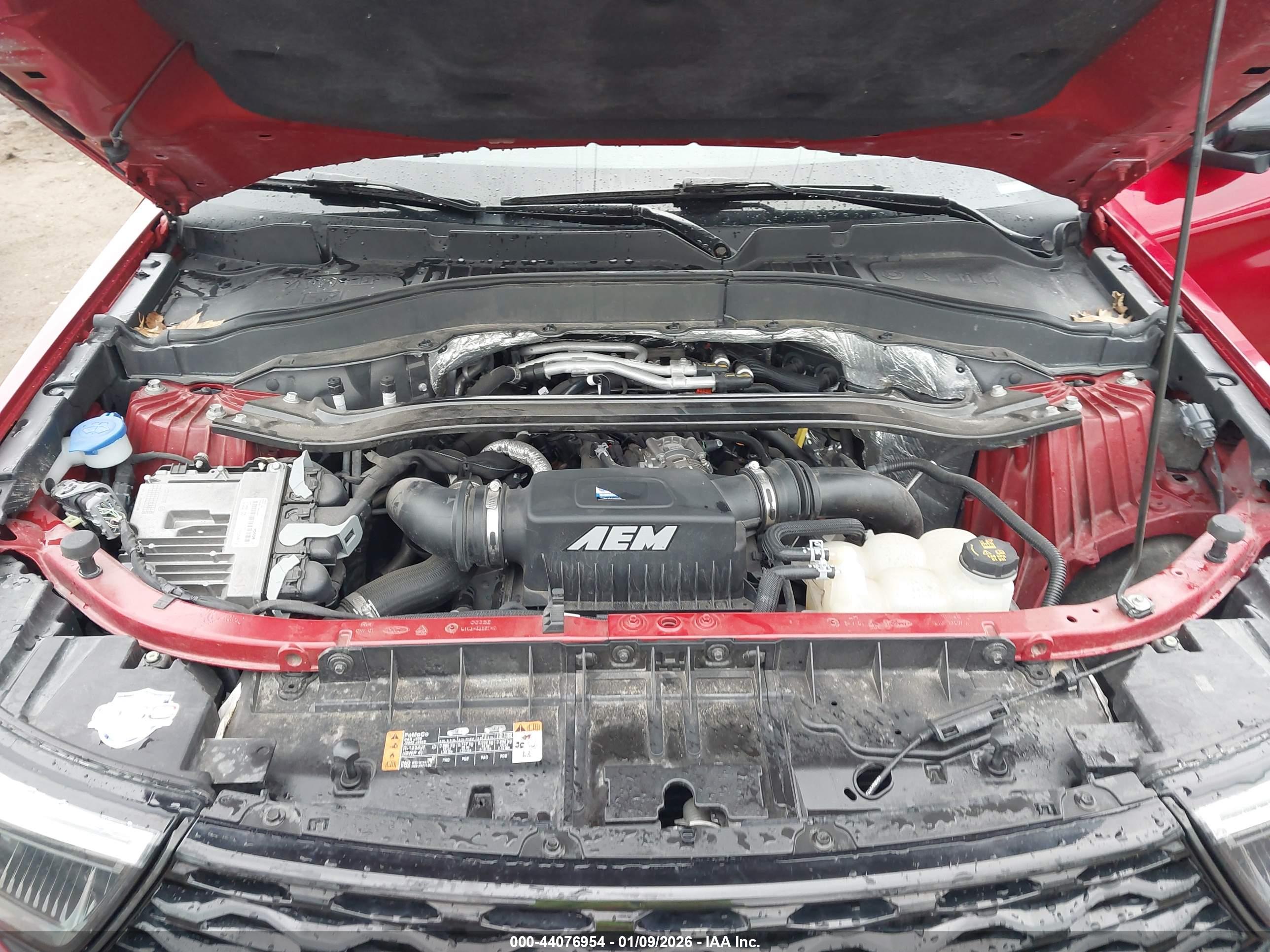 FORD EXPLORER image 10