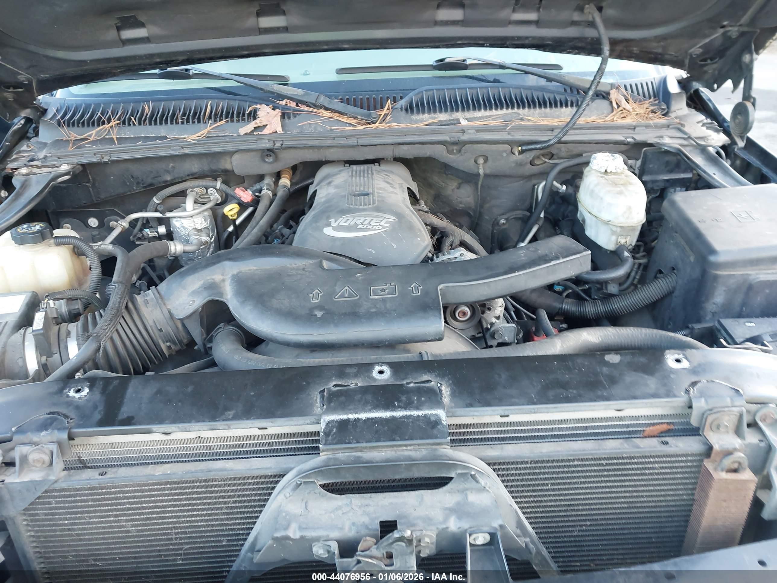 GMC YUKON image 10