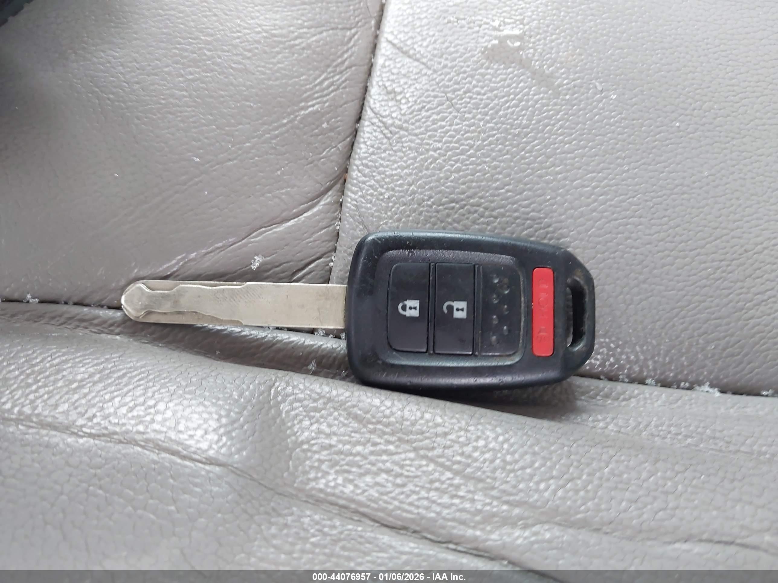 HONDA CR-V image 11