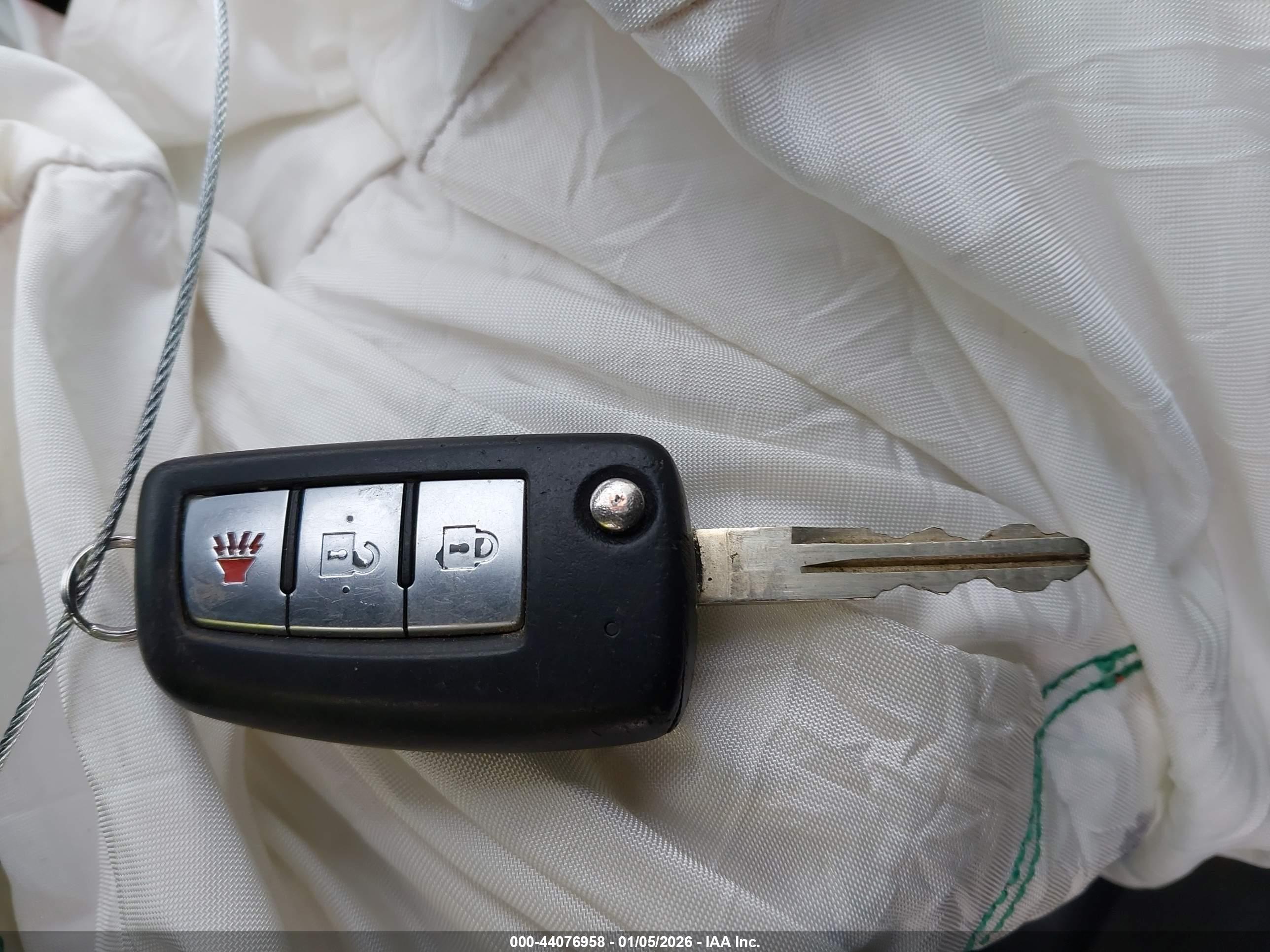 NISSAN ROGUE image 11