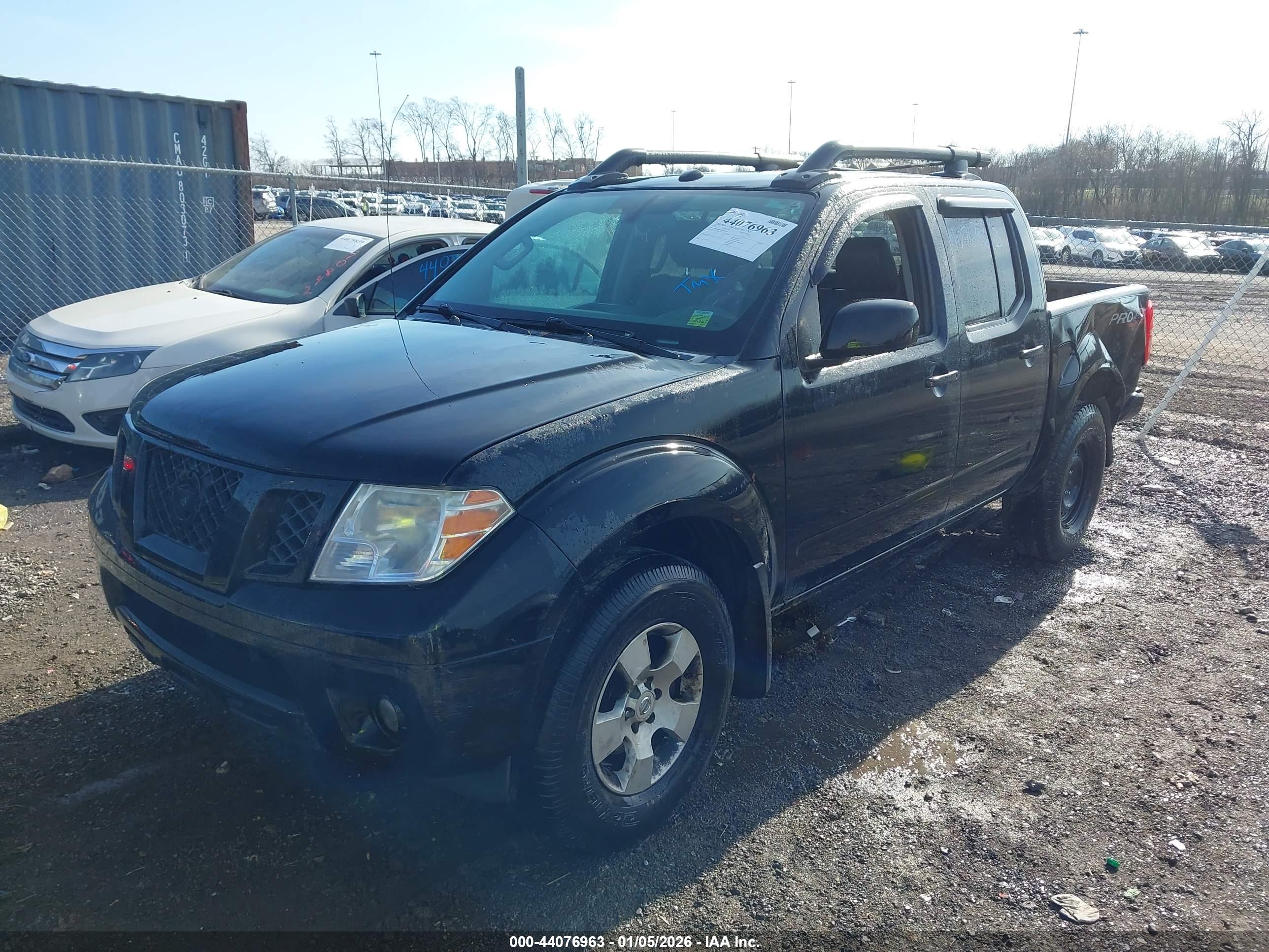 NISSAN FRONTIER image 2