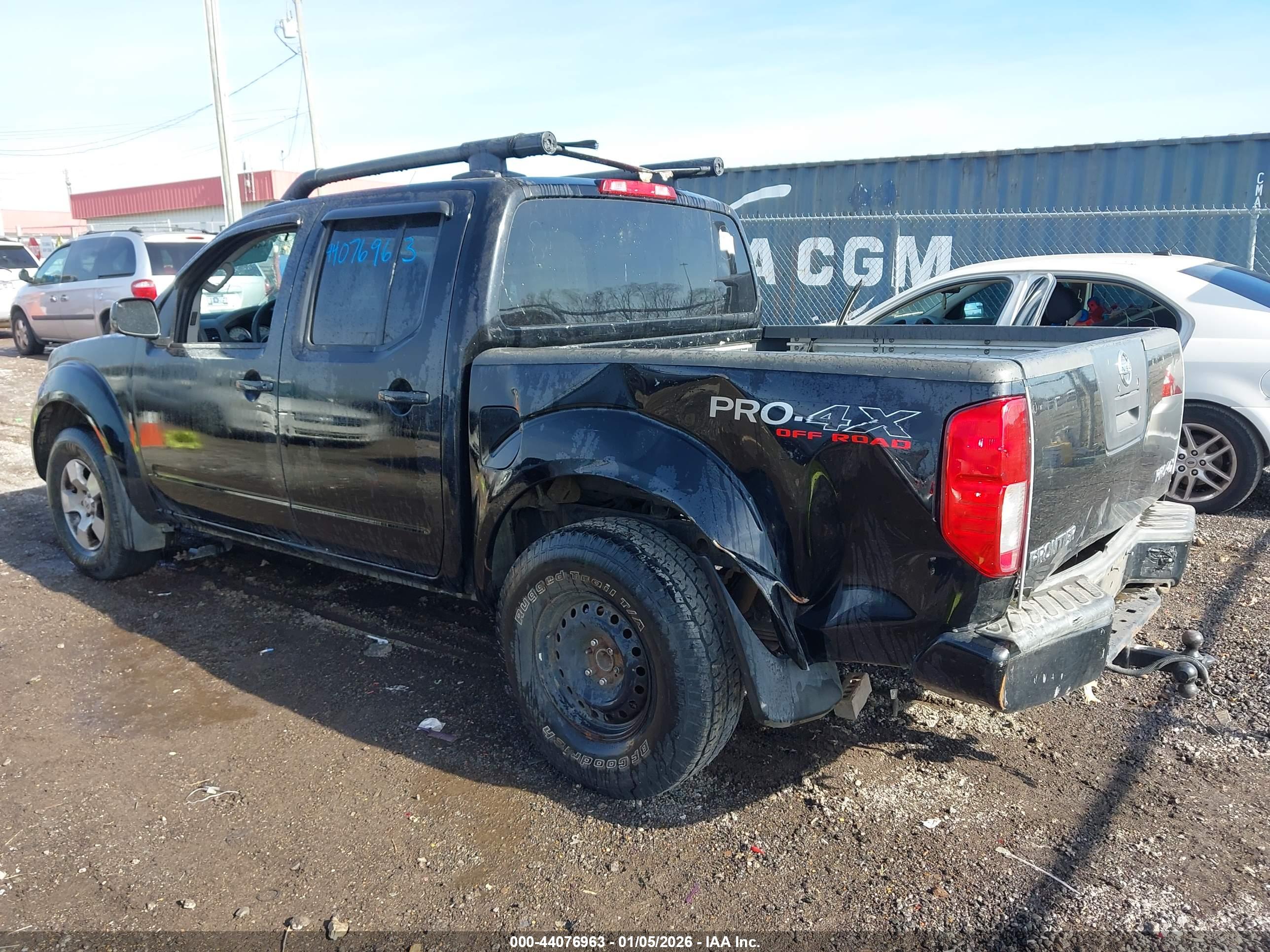 NISSAN FRONTIER image 3