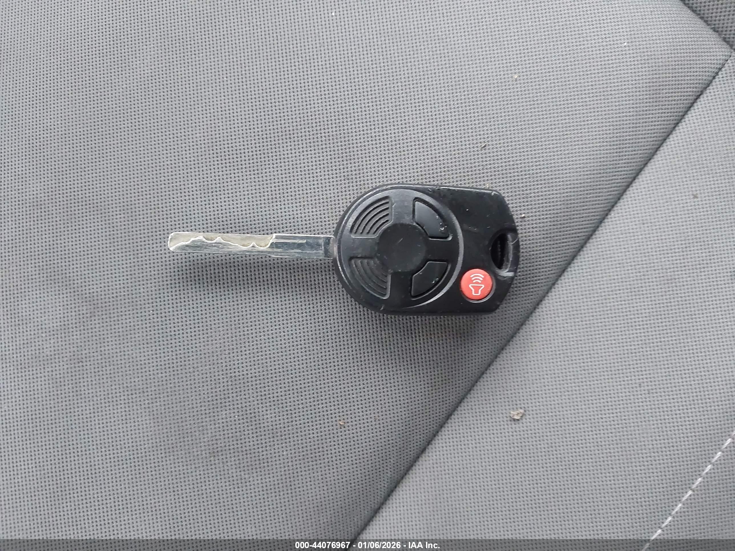 FORD ESCAPE image 11