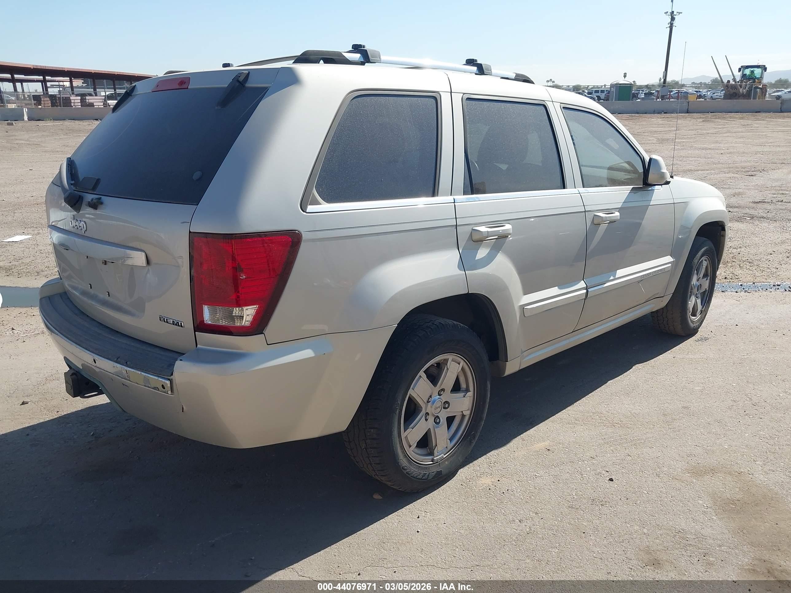 JEEP GRAND image 4