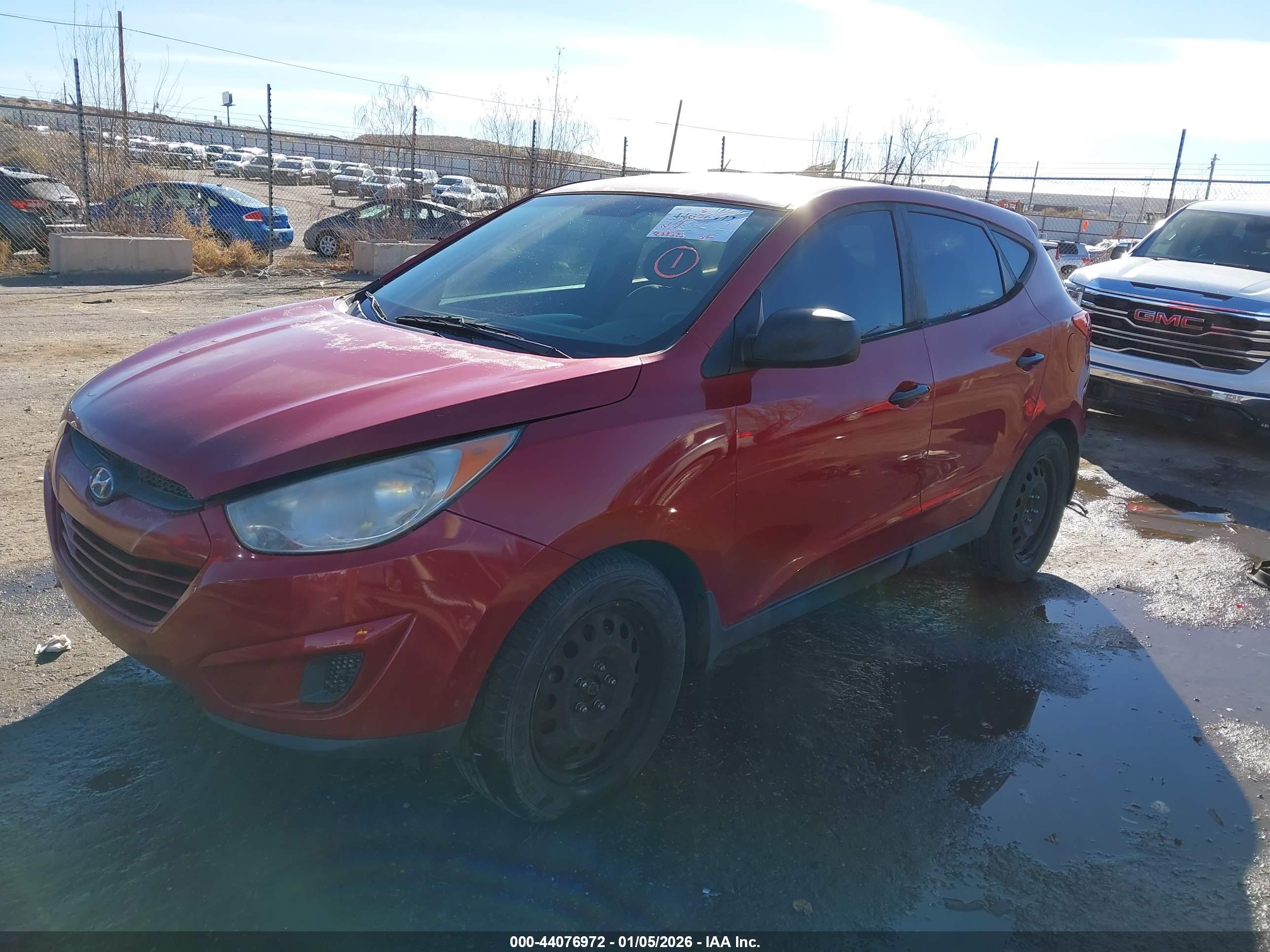 HYUNDAI TUCSON image 2