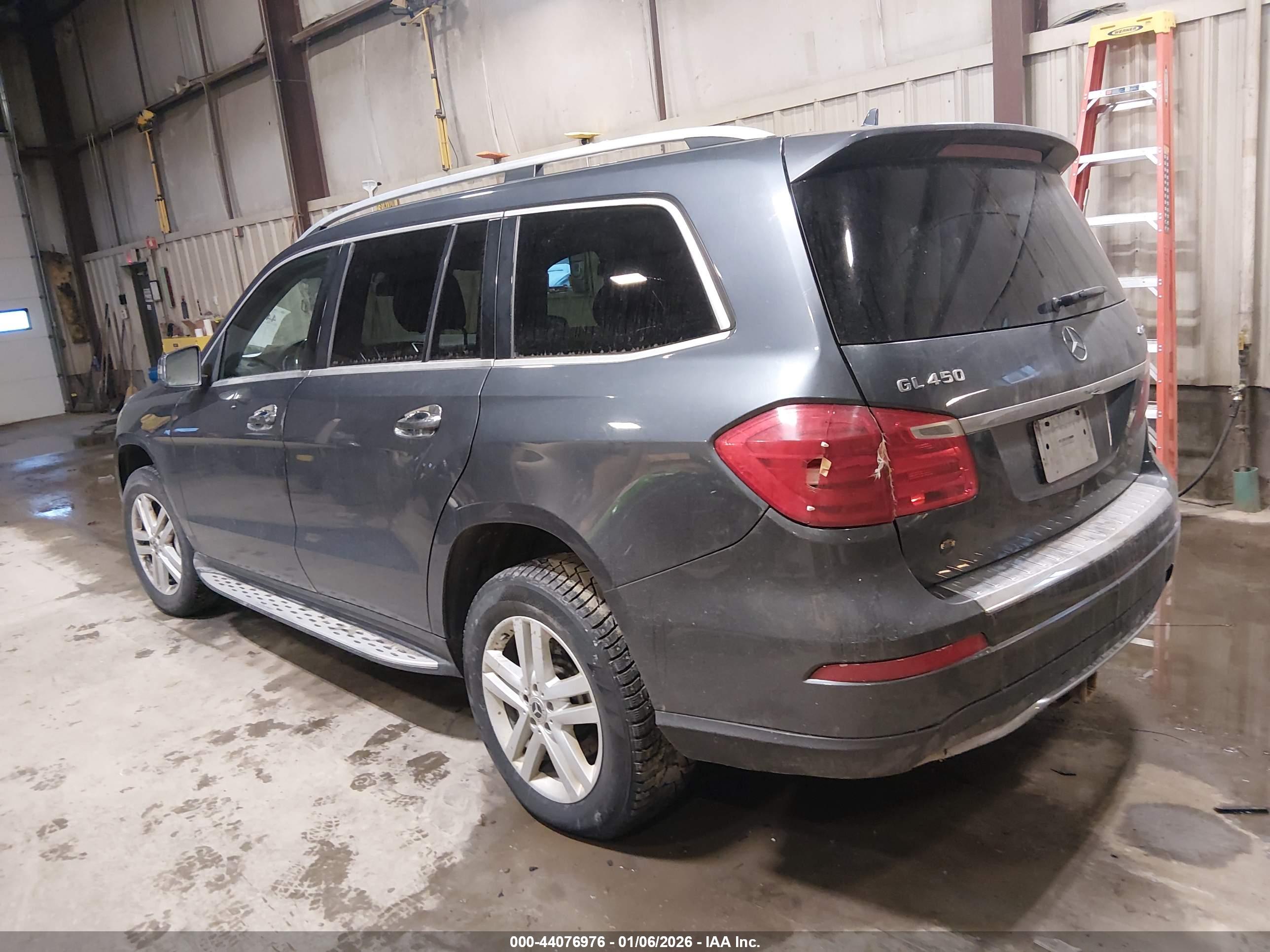 MERCEDES-BENZ GL image 3