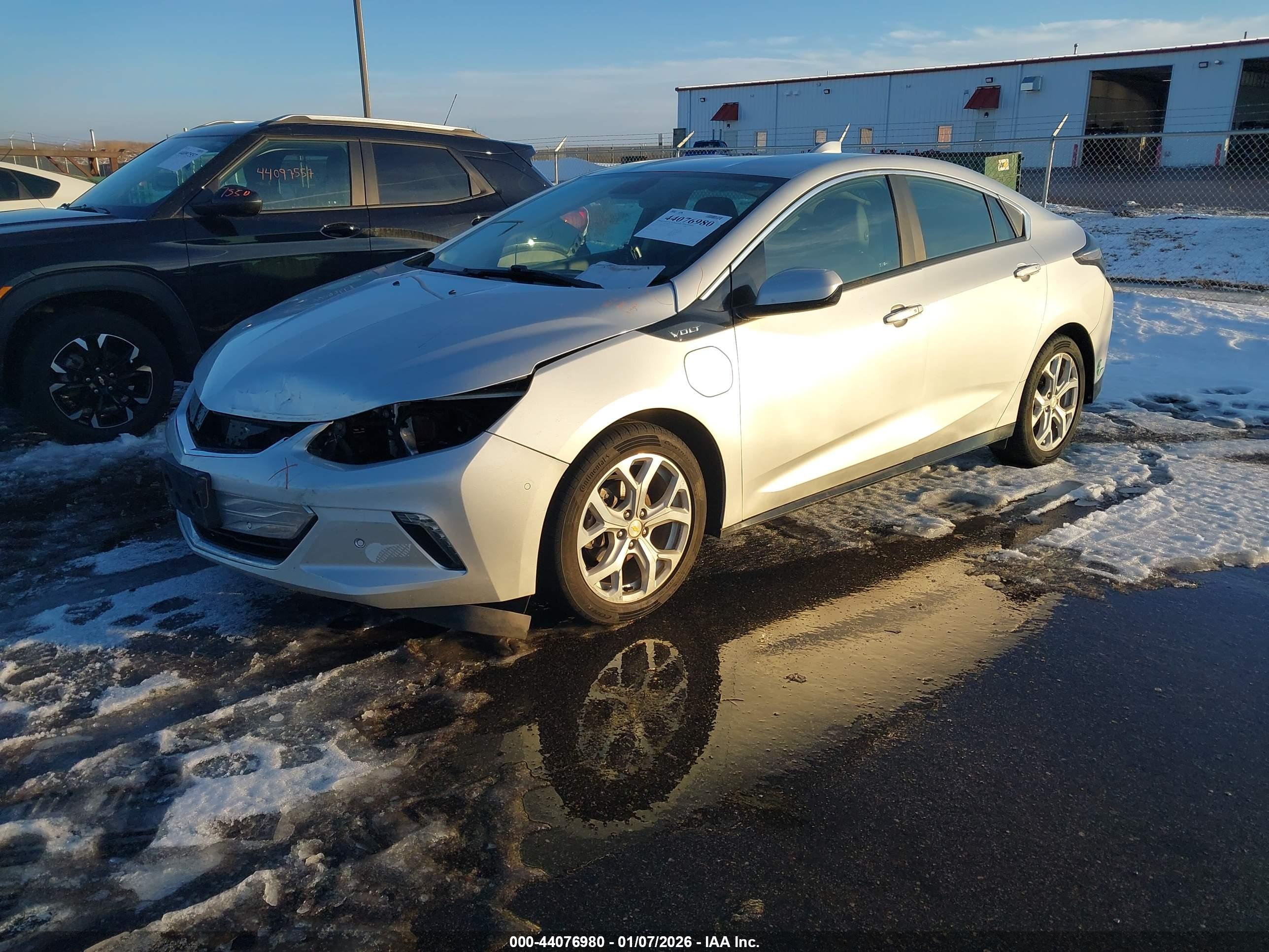 CHEVROLET VOLT image 2