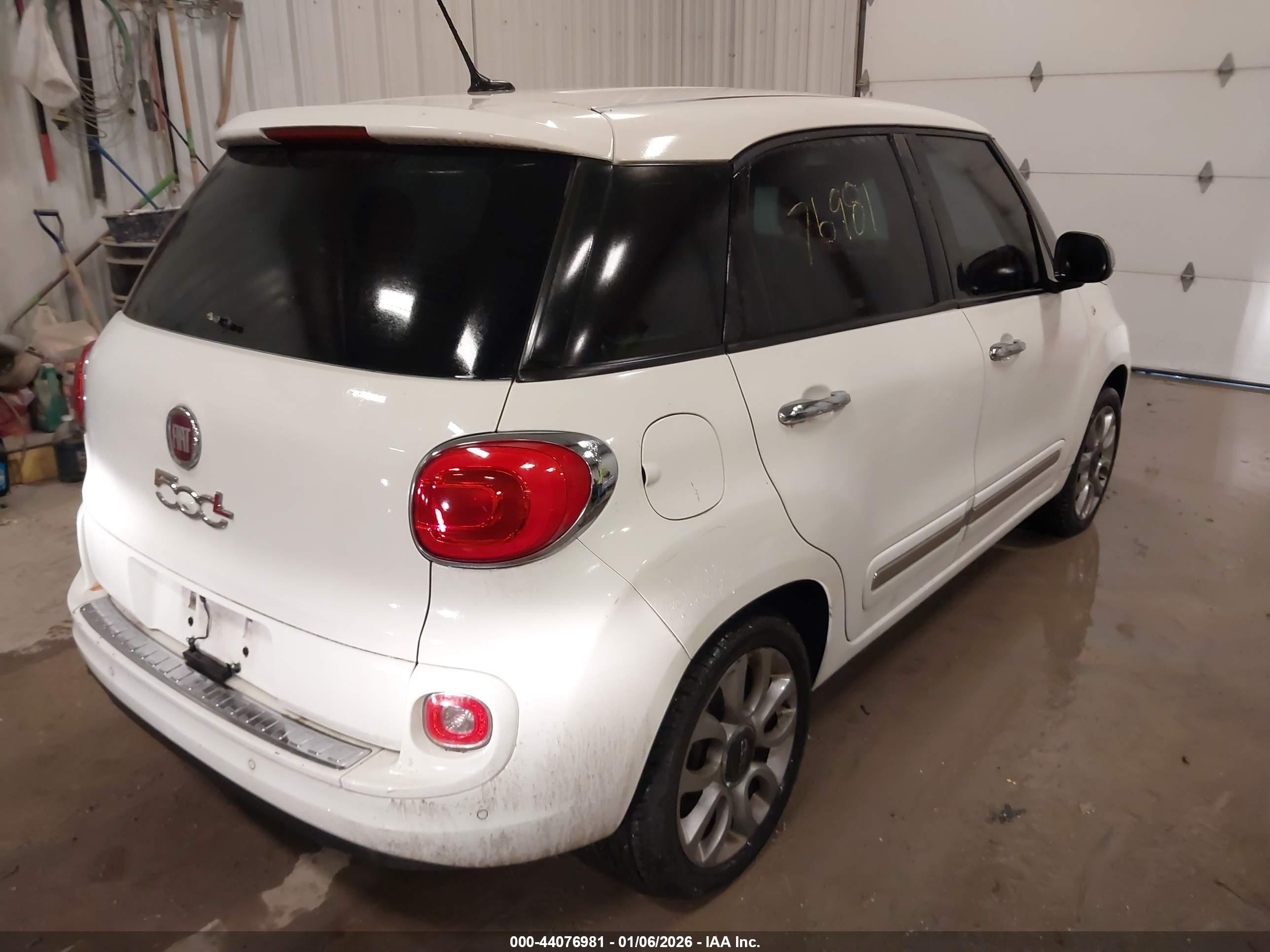 FIAT 500L image 4