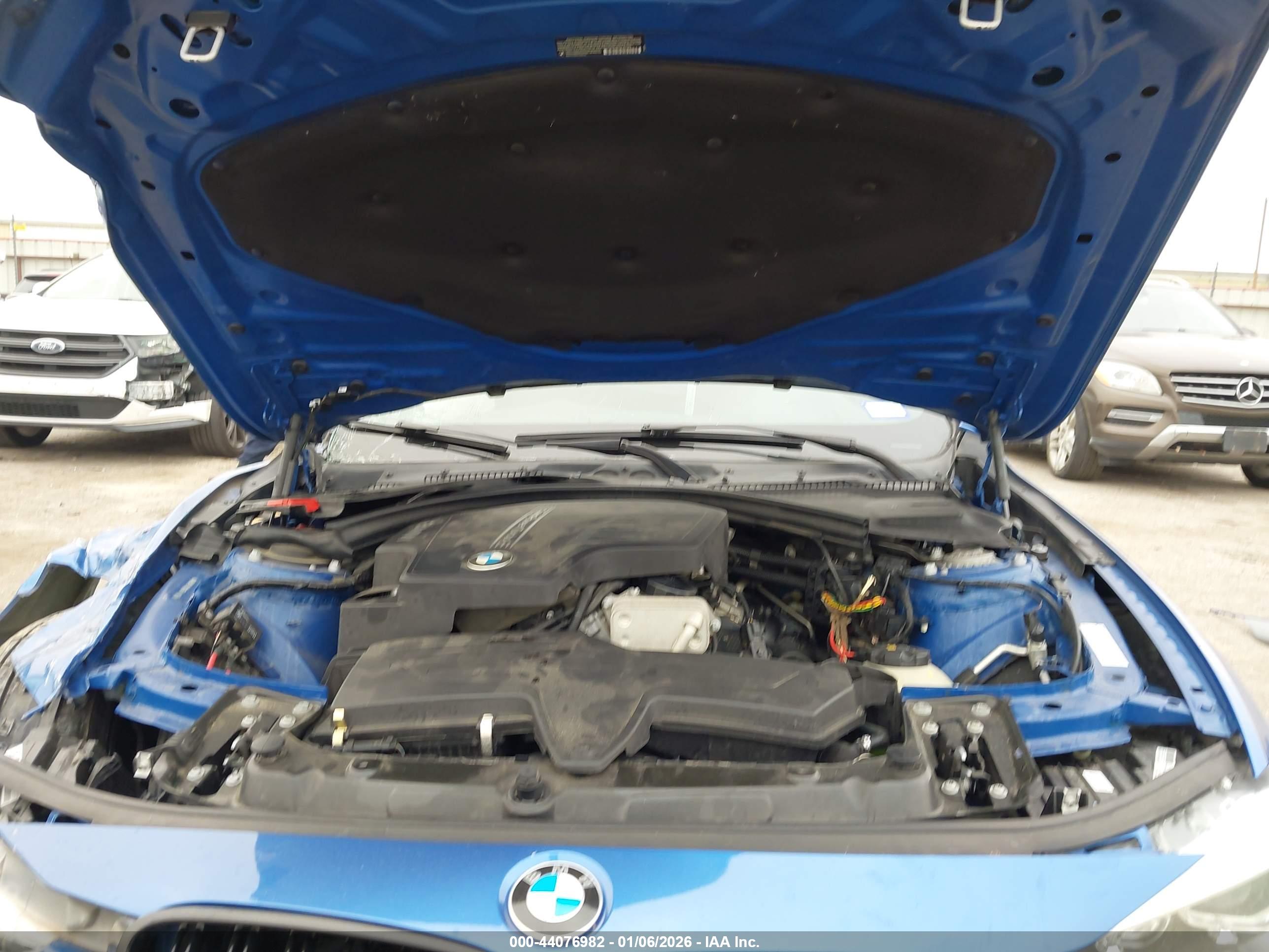 BMW 328I image 10