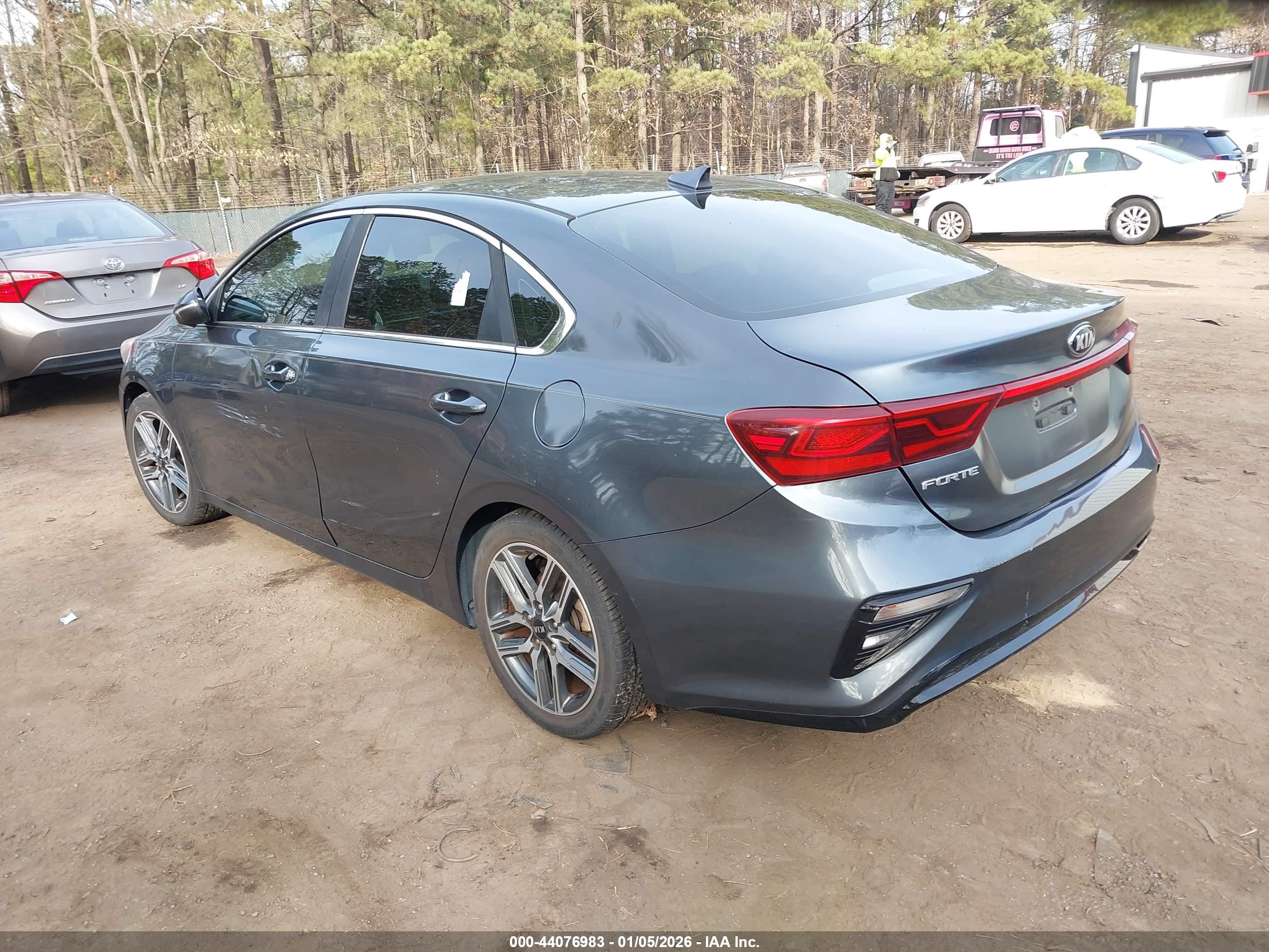 KIA FORTE image 3