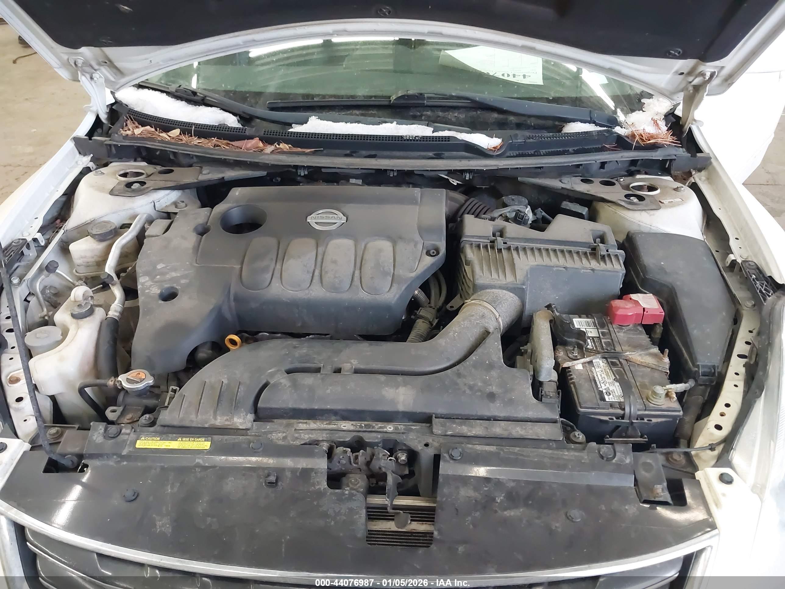 NISSAN ALTIMA image 10