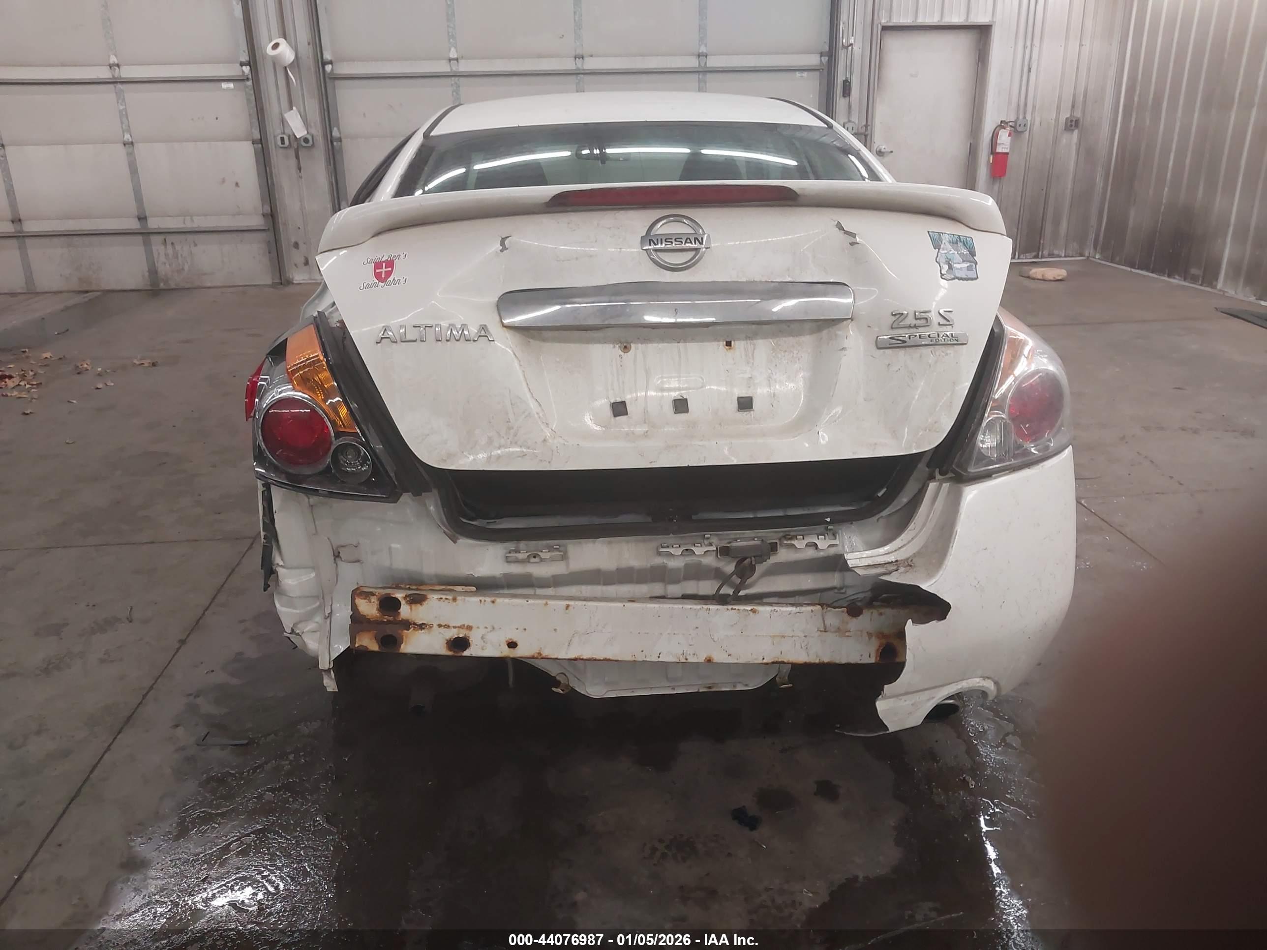 NISSAN ALTIMA image 6