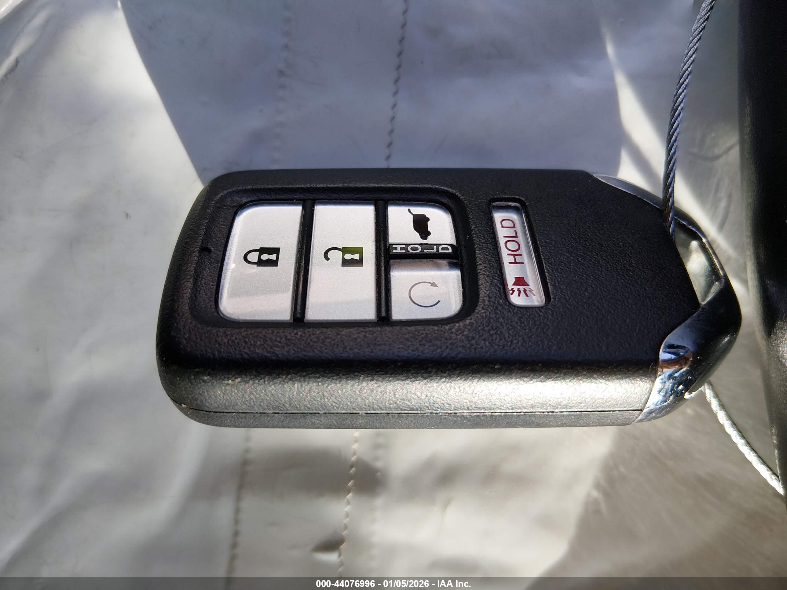 HONDA CR-V image 11