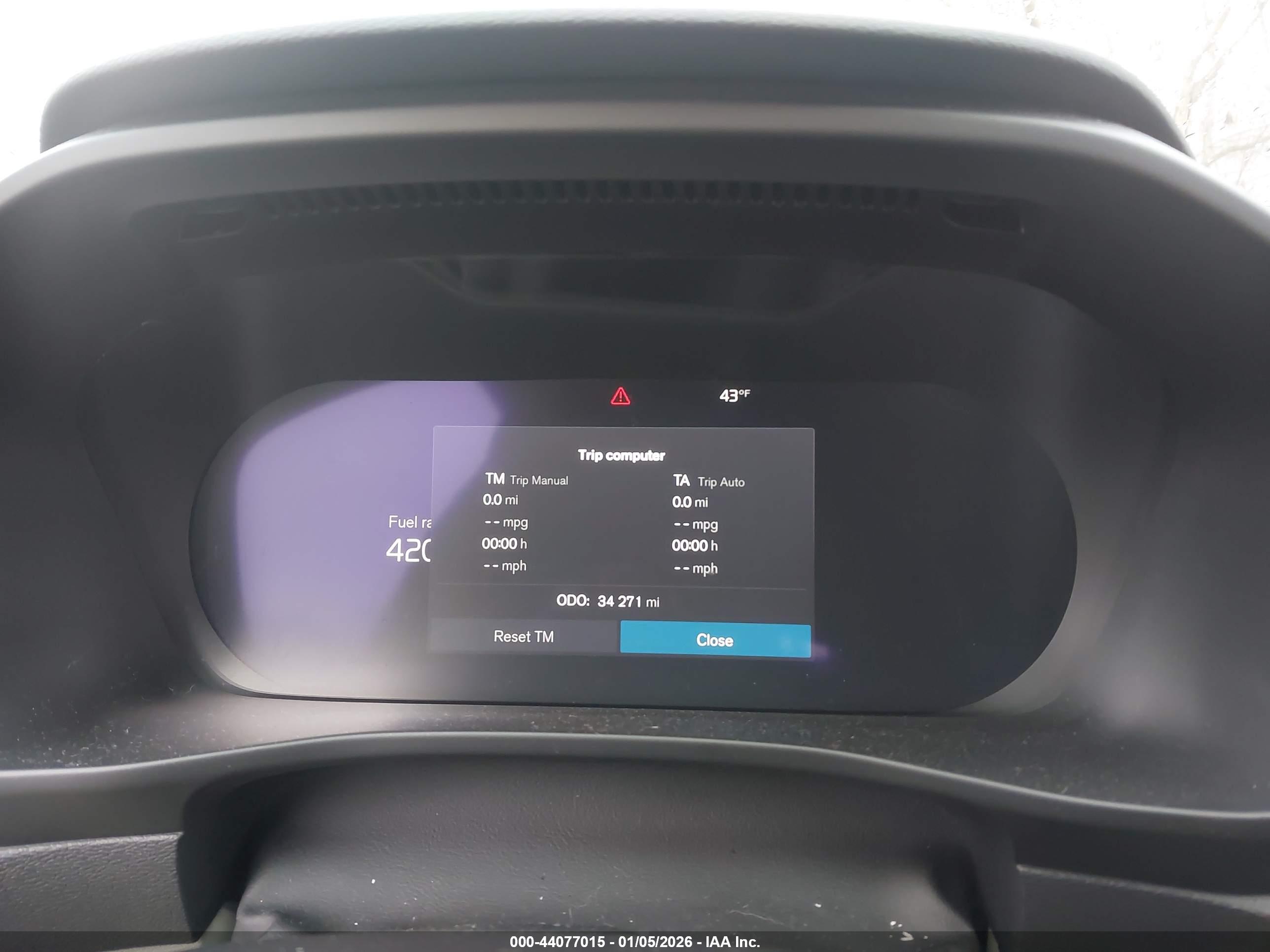 VOLVO XC40 image 7
