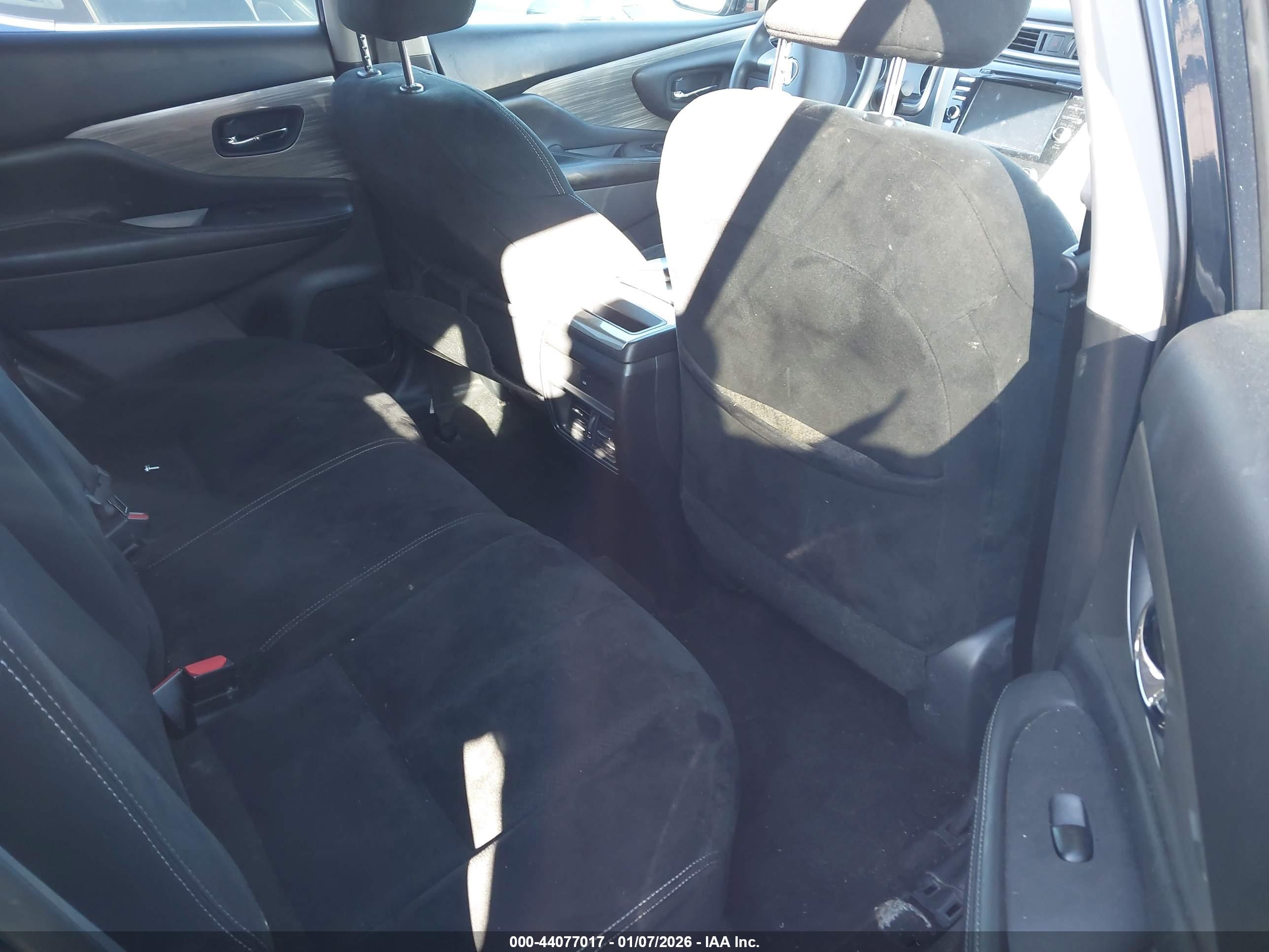 NISSAN MURANO image 8