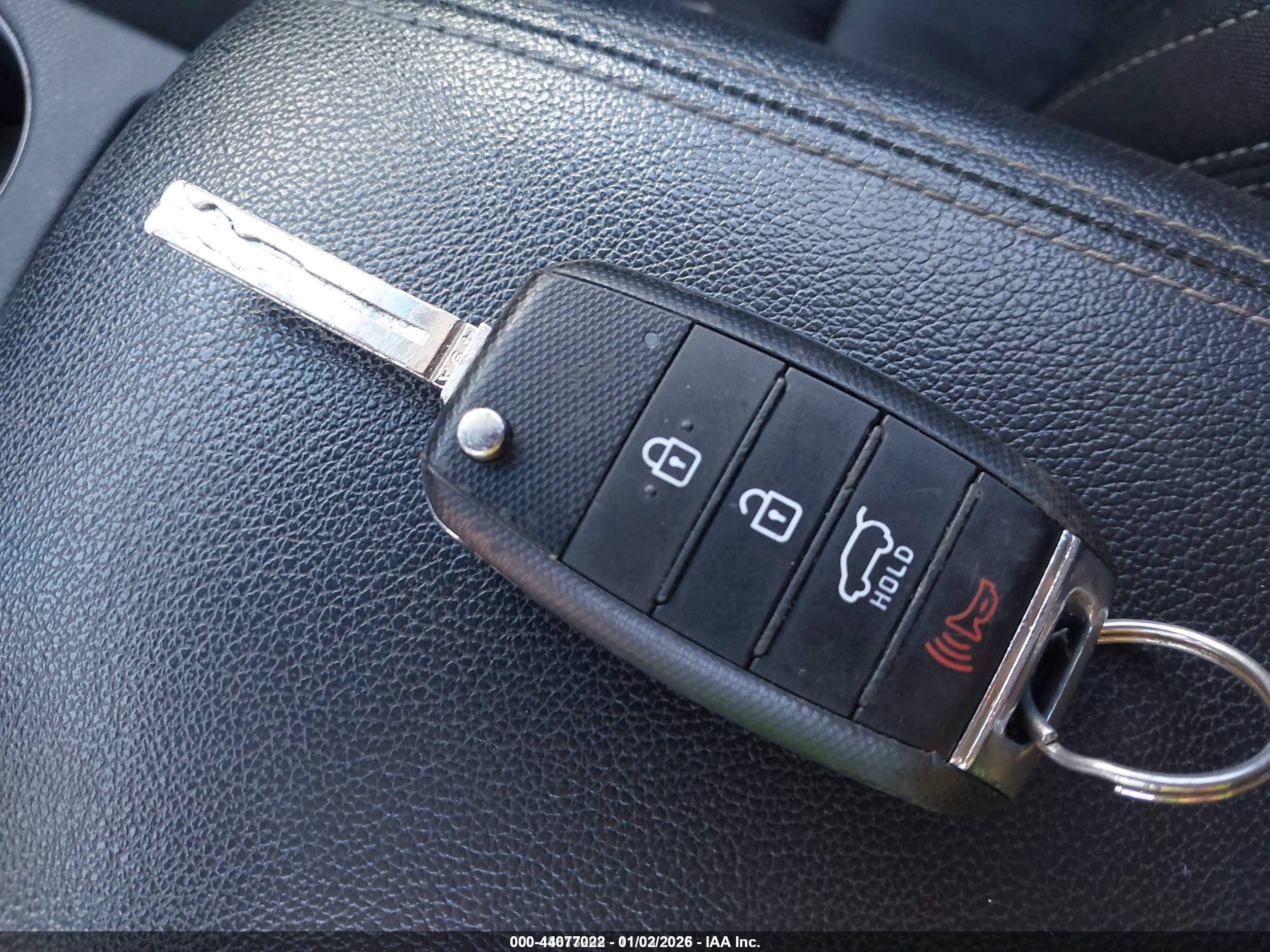 KIA SPORTAGE image 11