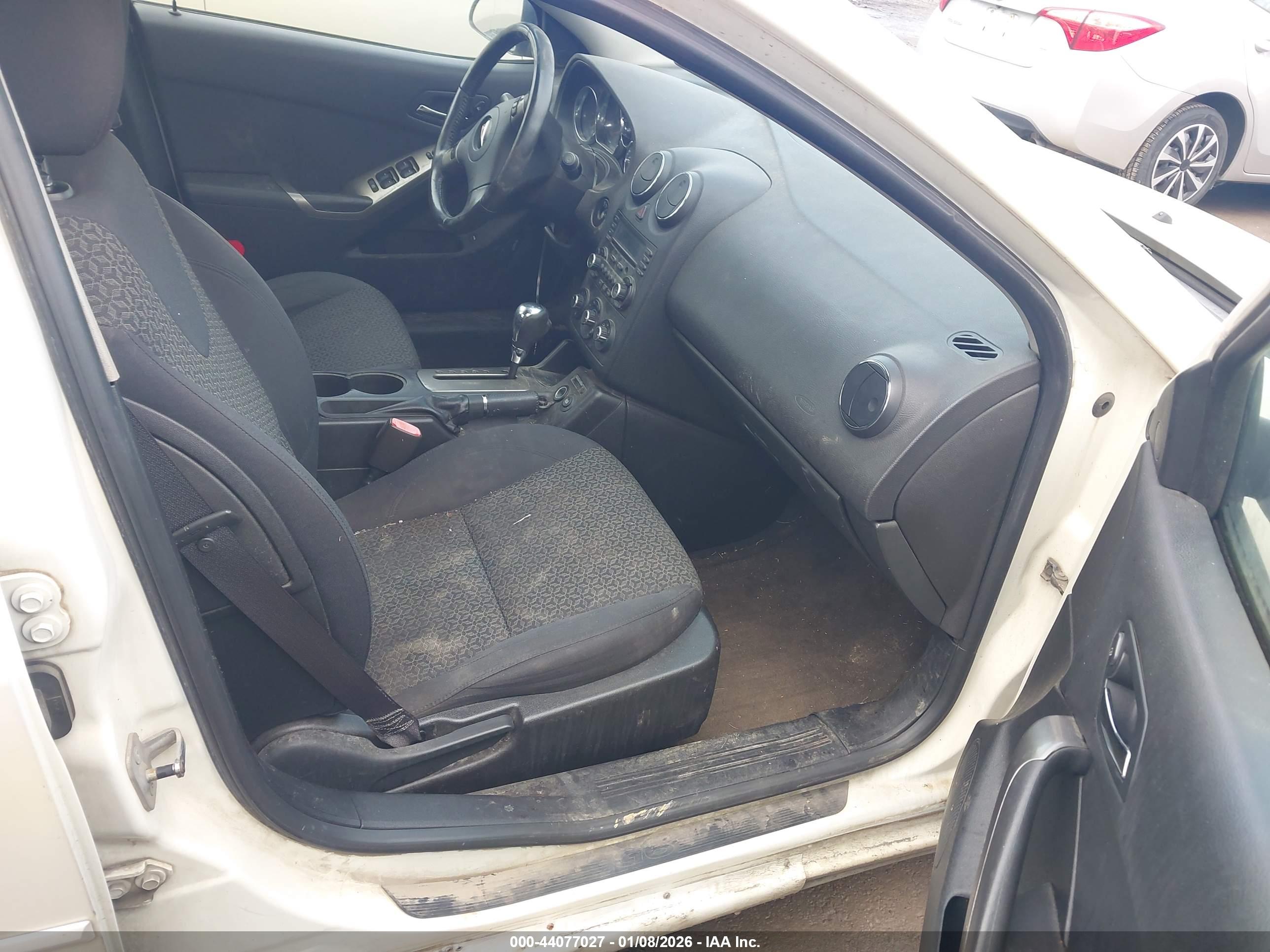 PONTIAC G6 image 5