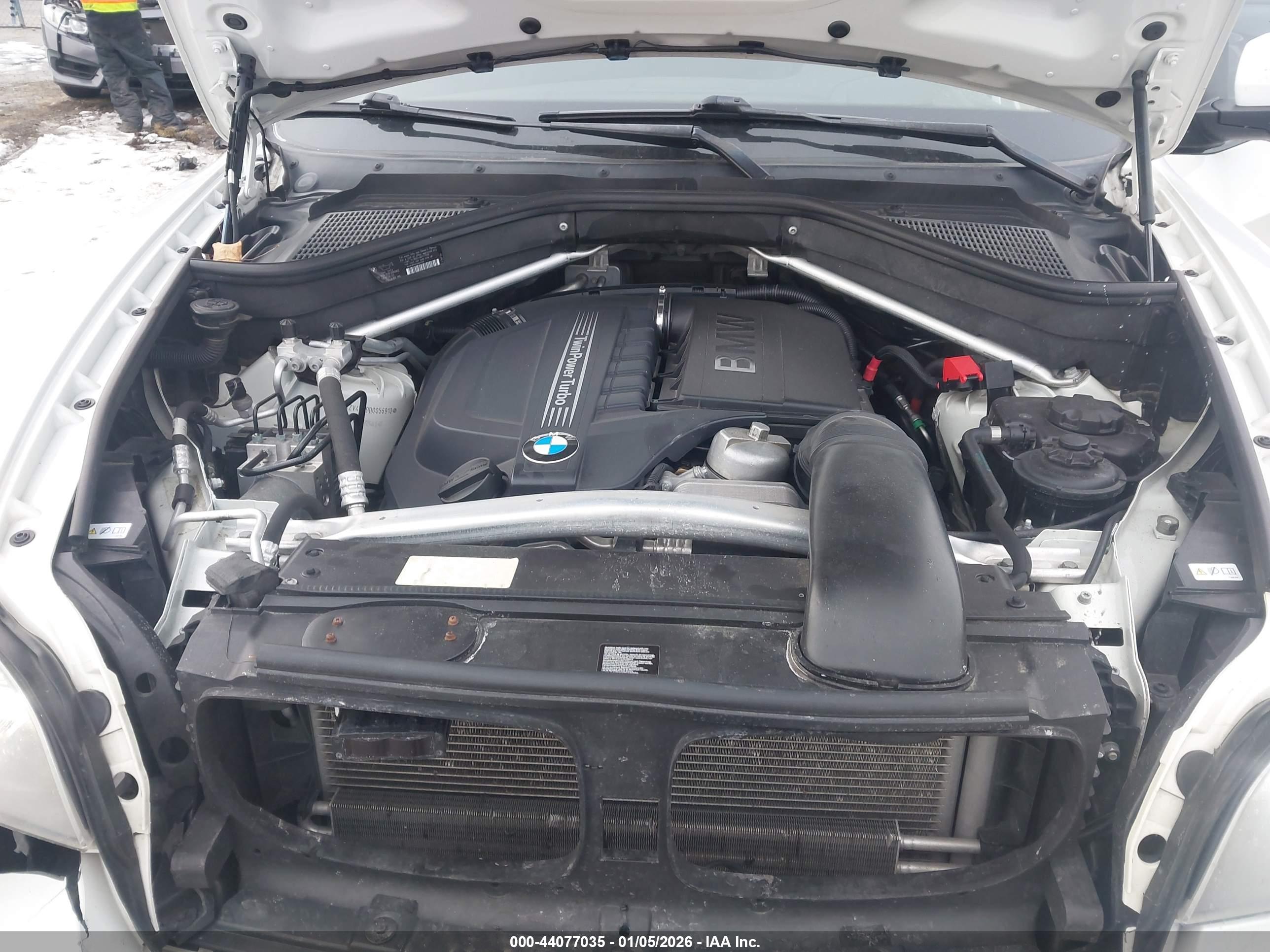 BMW X5 image 10