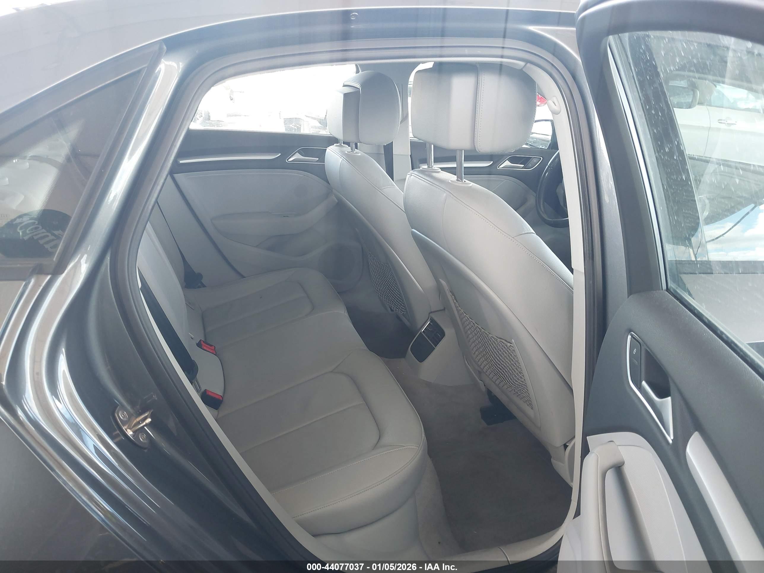 AUDI A3 image 8