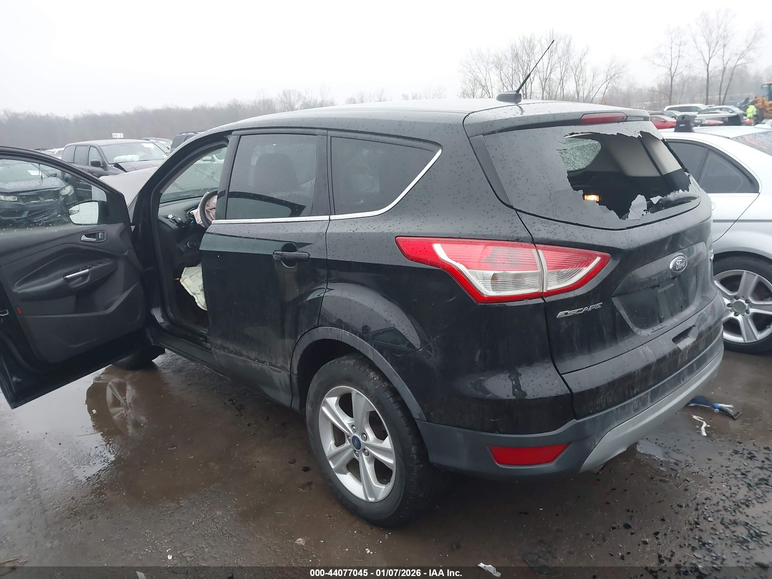 FORD ESCAPE image 3