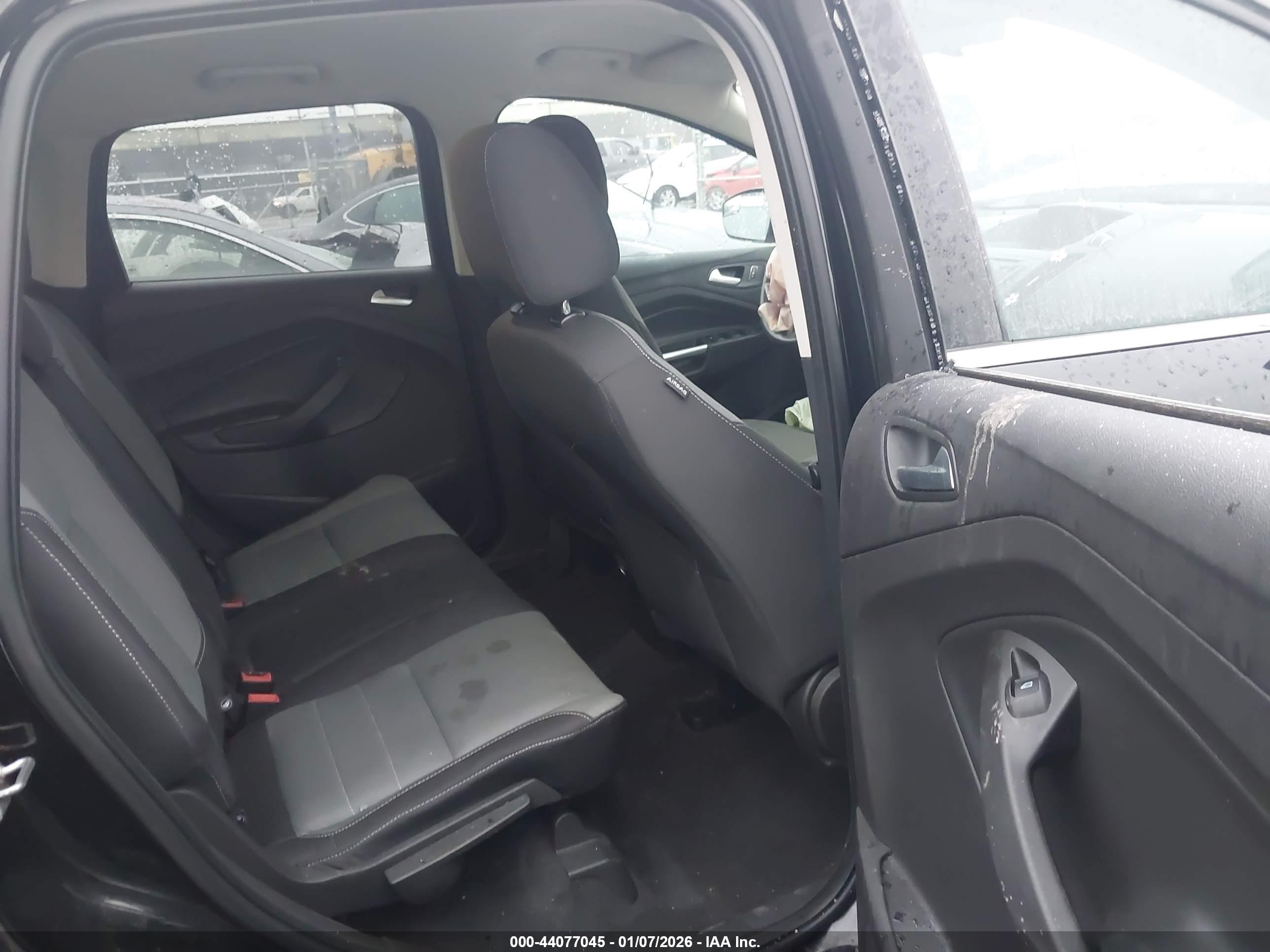 FORD ESCAPE image 8