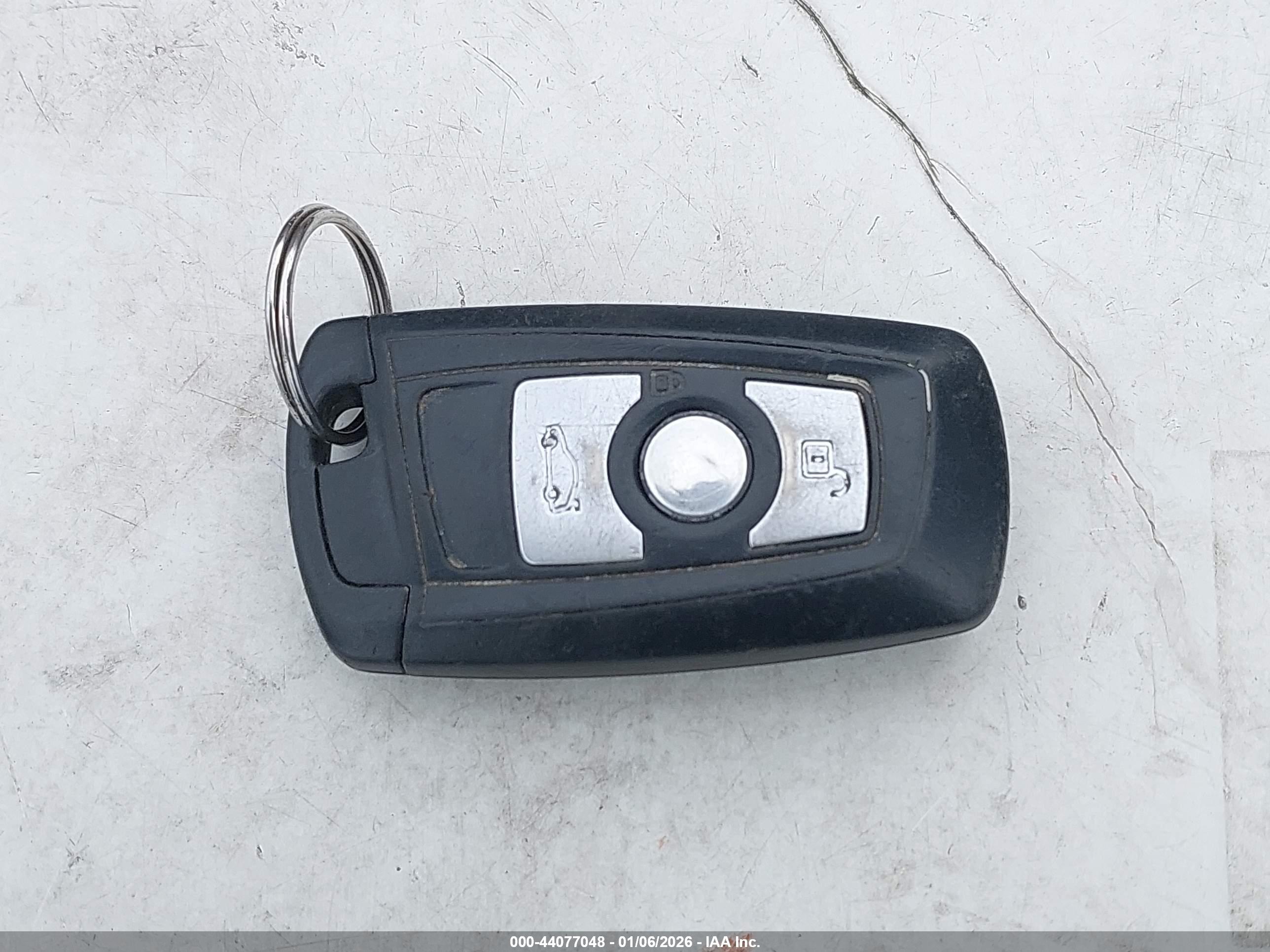 BMW 328I image 11