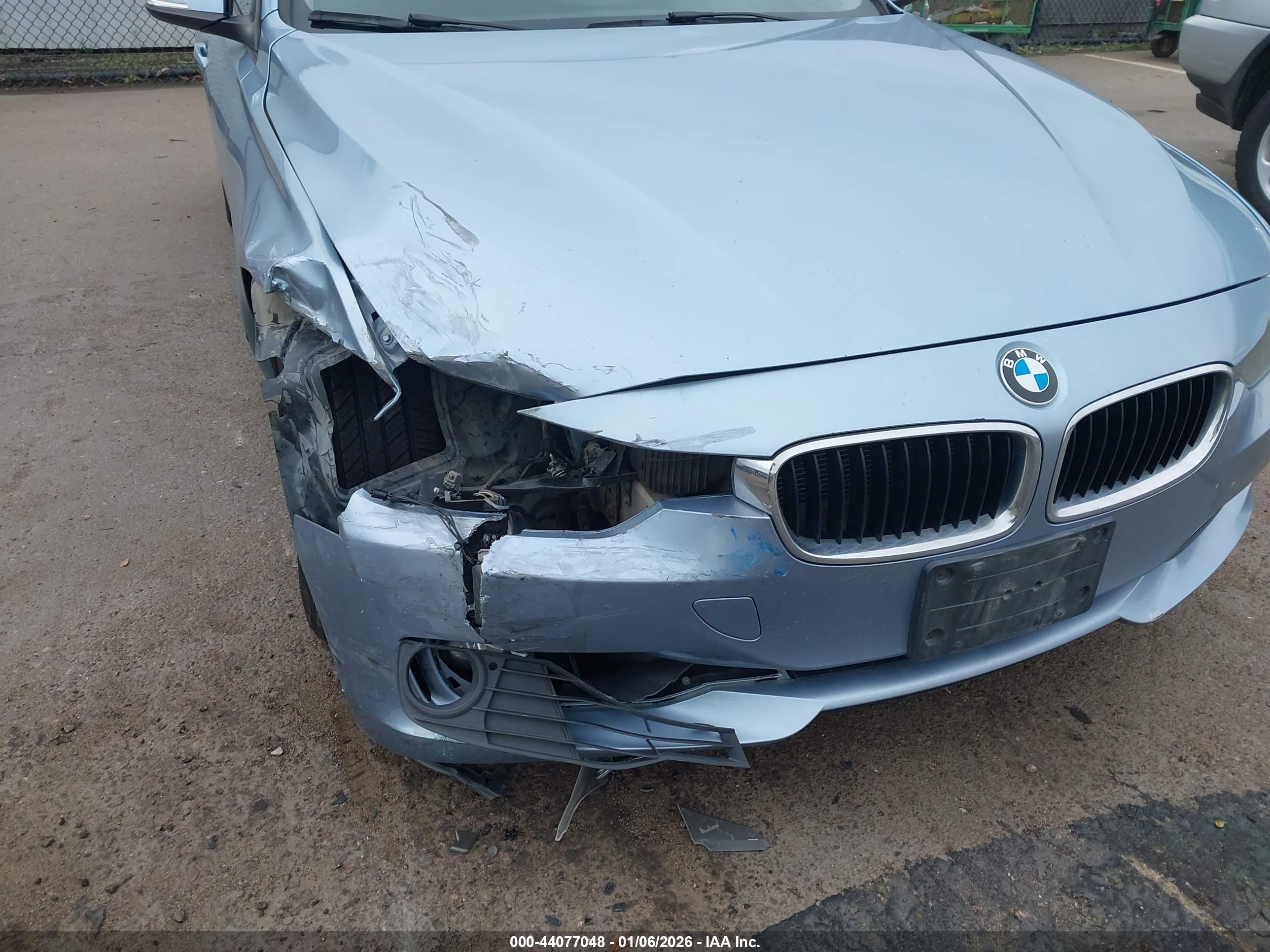 BMW 328I image 6