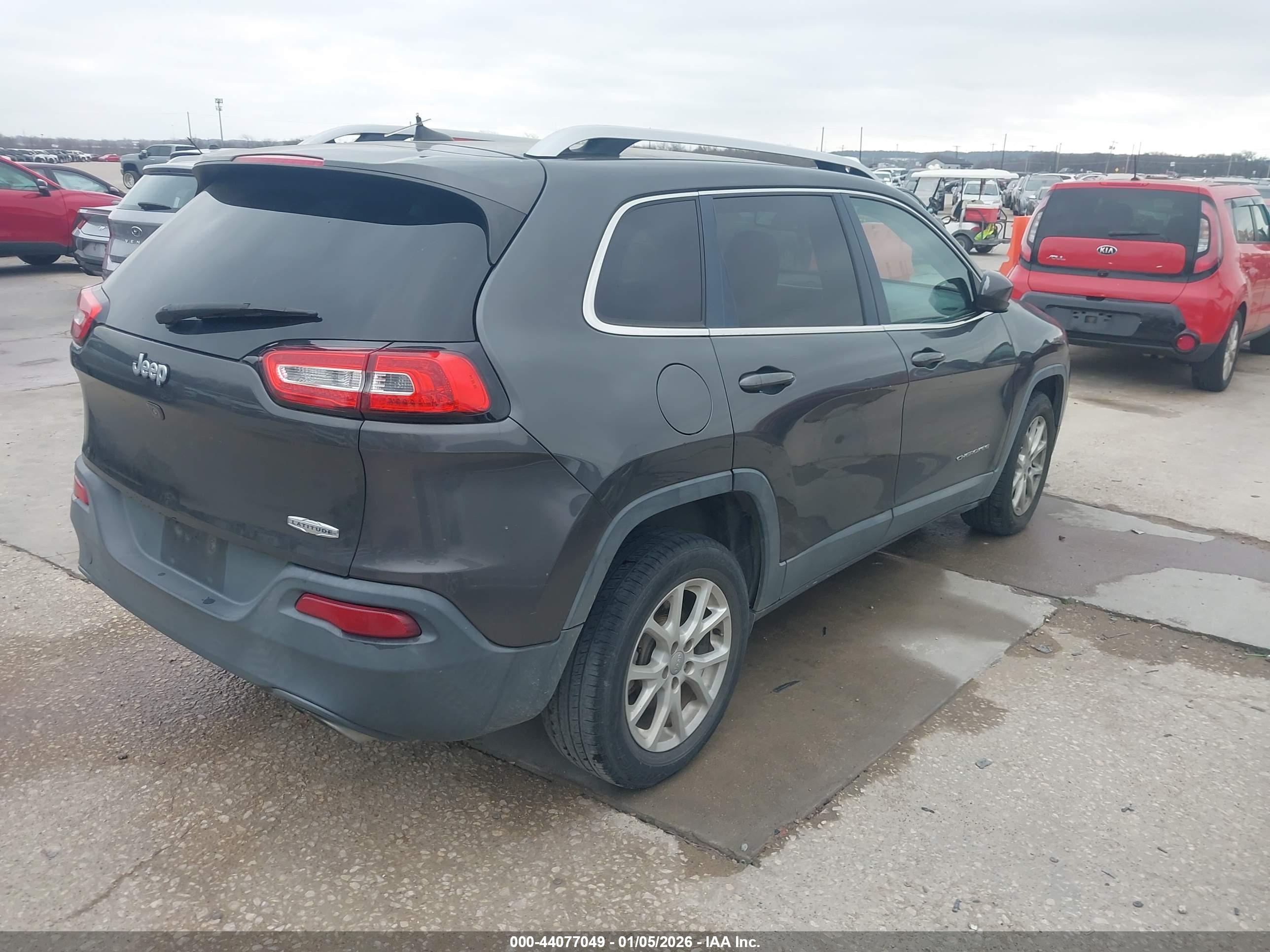 JEEP CHEROKEE image 4