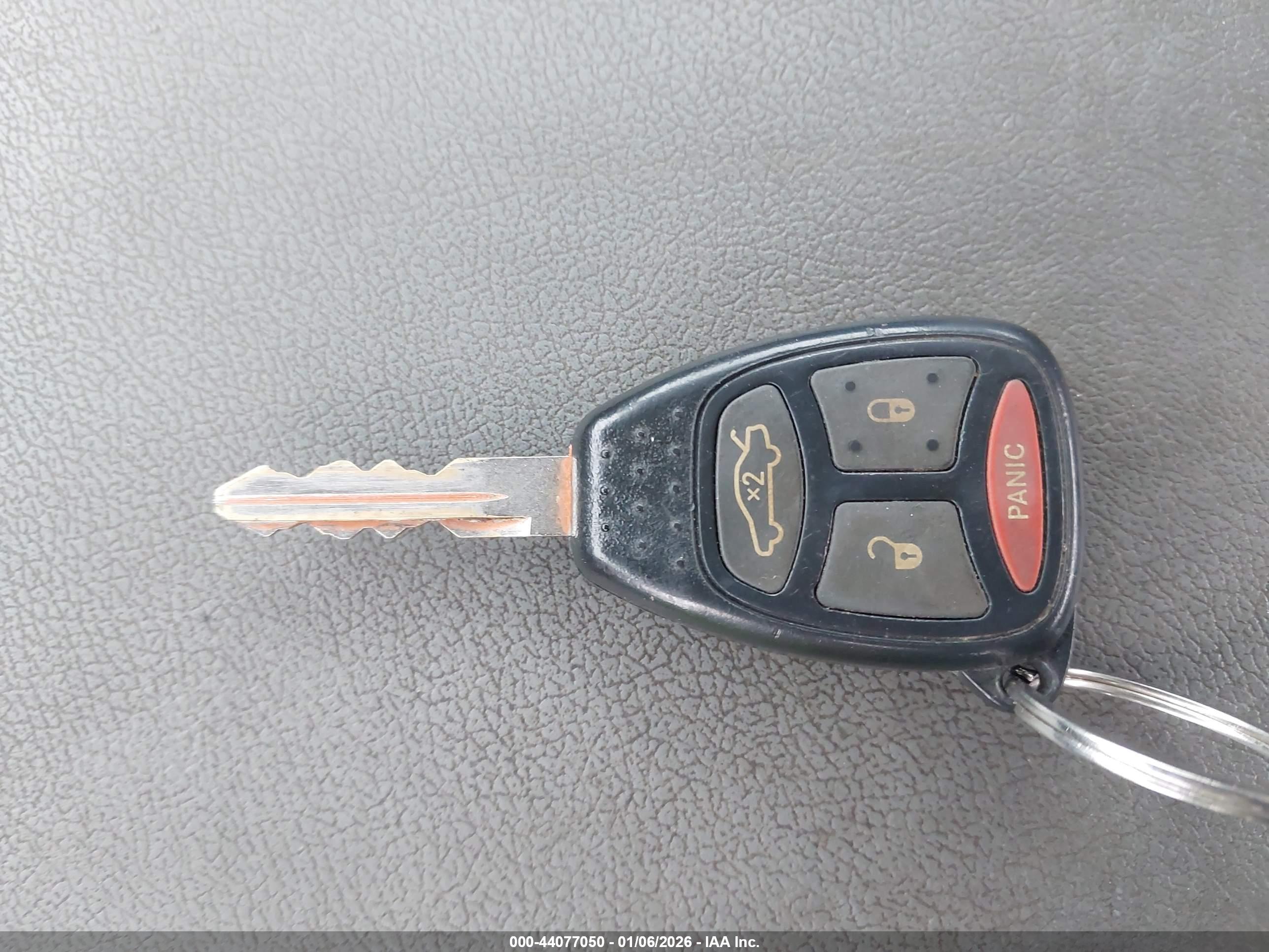 CHRYSLER 300 image 11