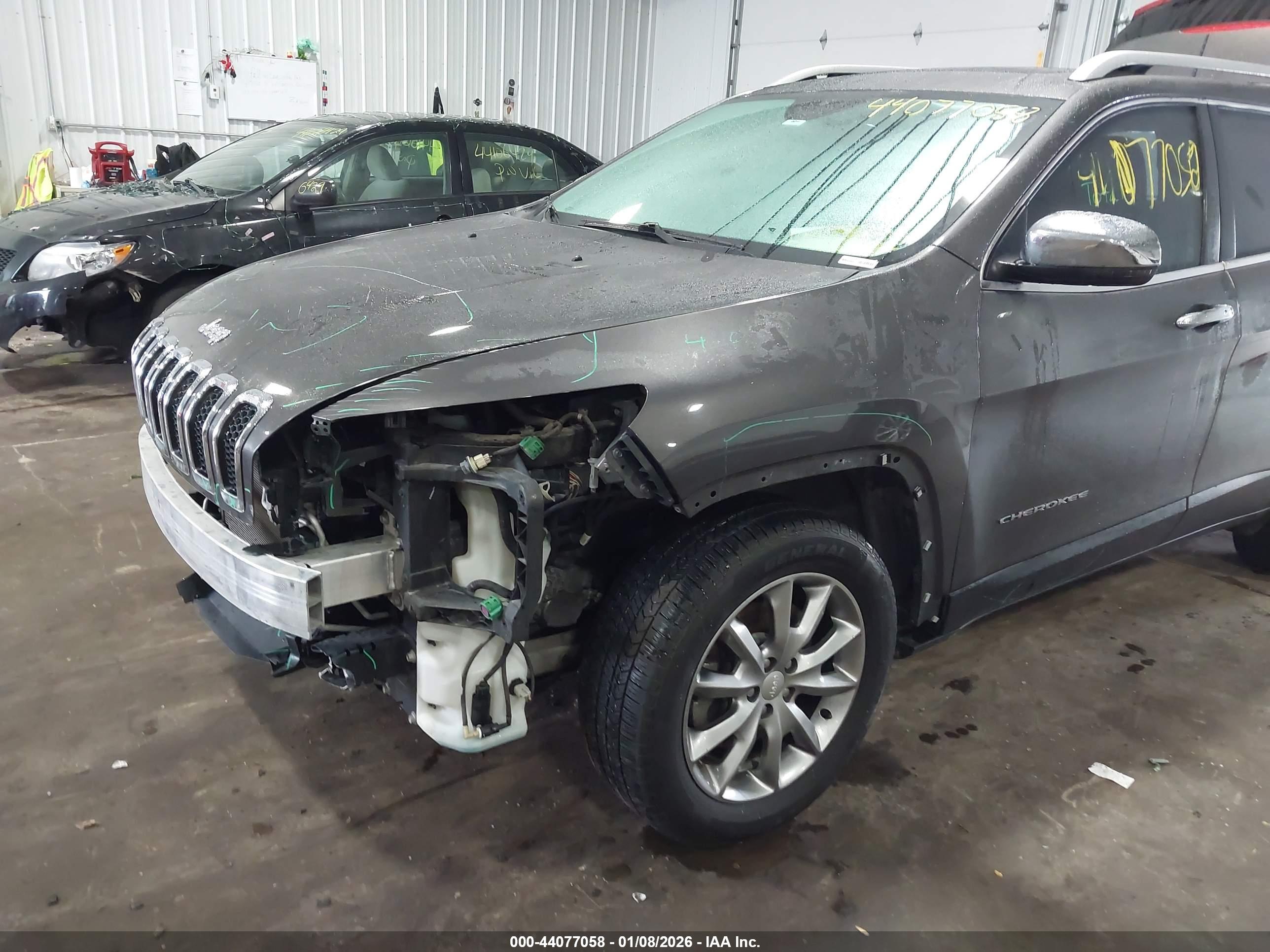 JEEP CHEROKEE image 6