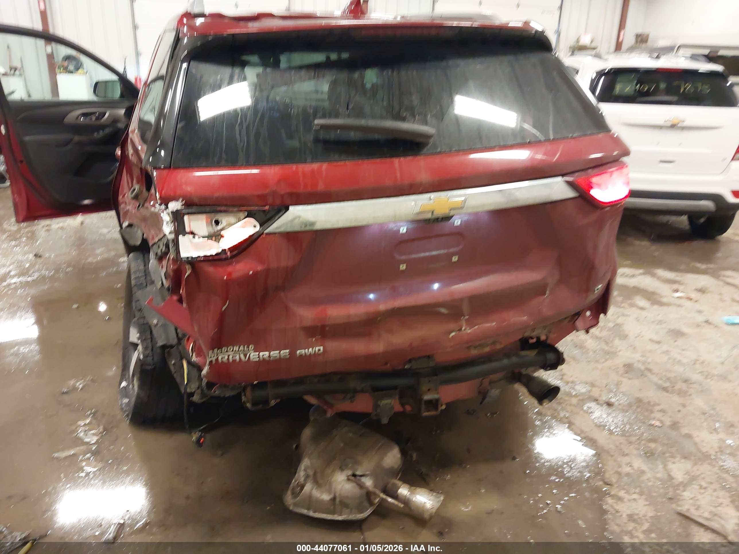 CHEVROLET TRAVERSE image 6