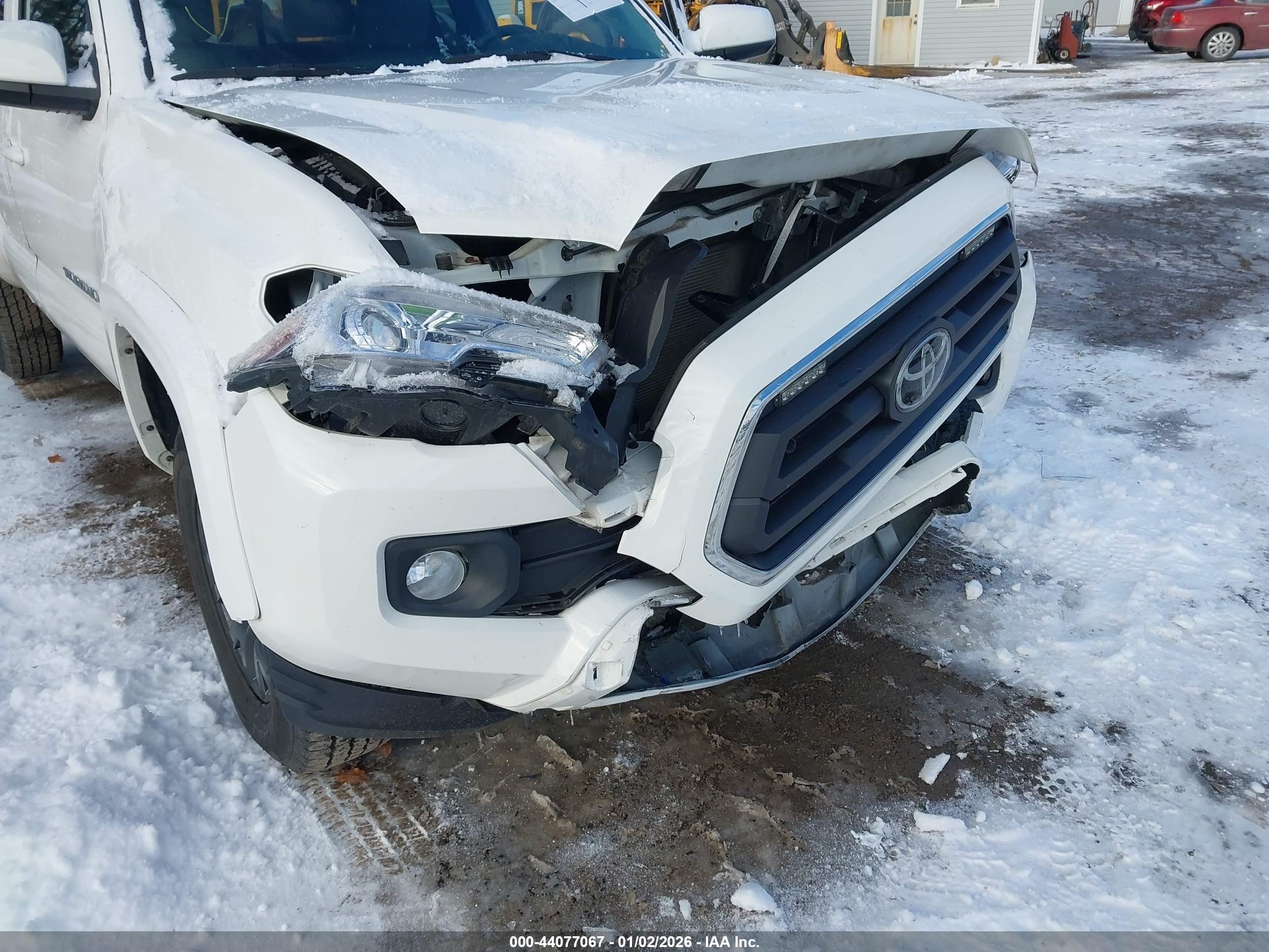 TOYOTA TACOMA image 6