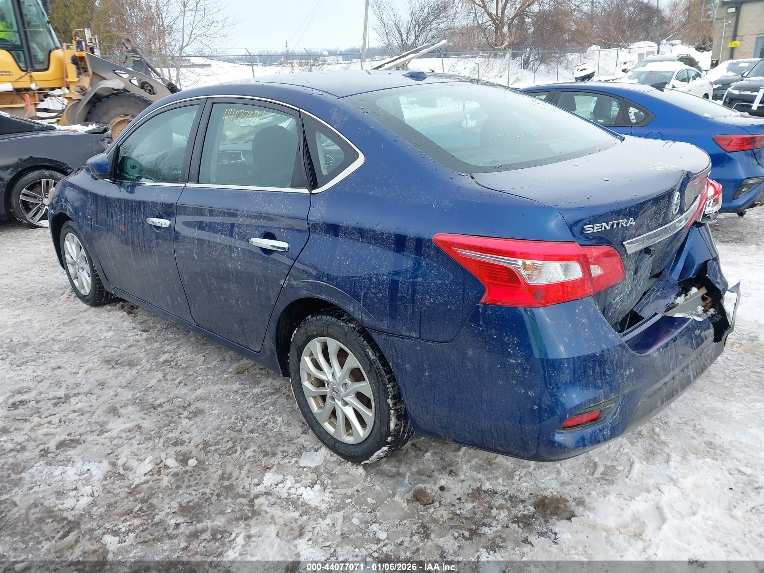 NISSAN SENTRA image 3